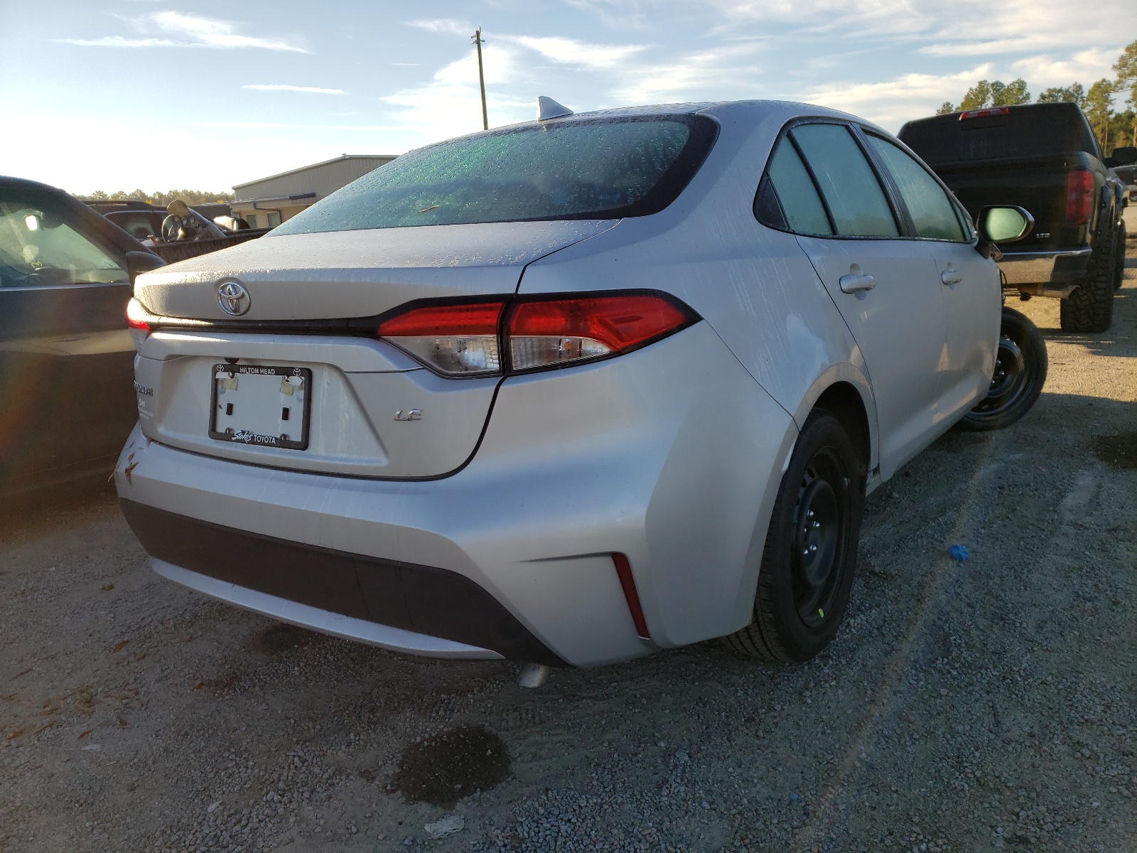 Photo 4 from auction – 2022 TOYOTA COROLLA LE with VIN 5YFEPMAE6NP277378