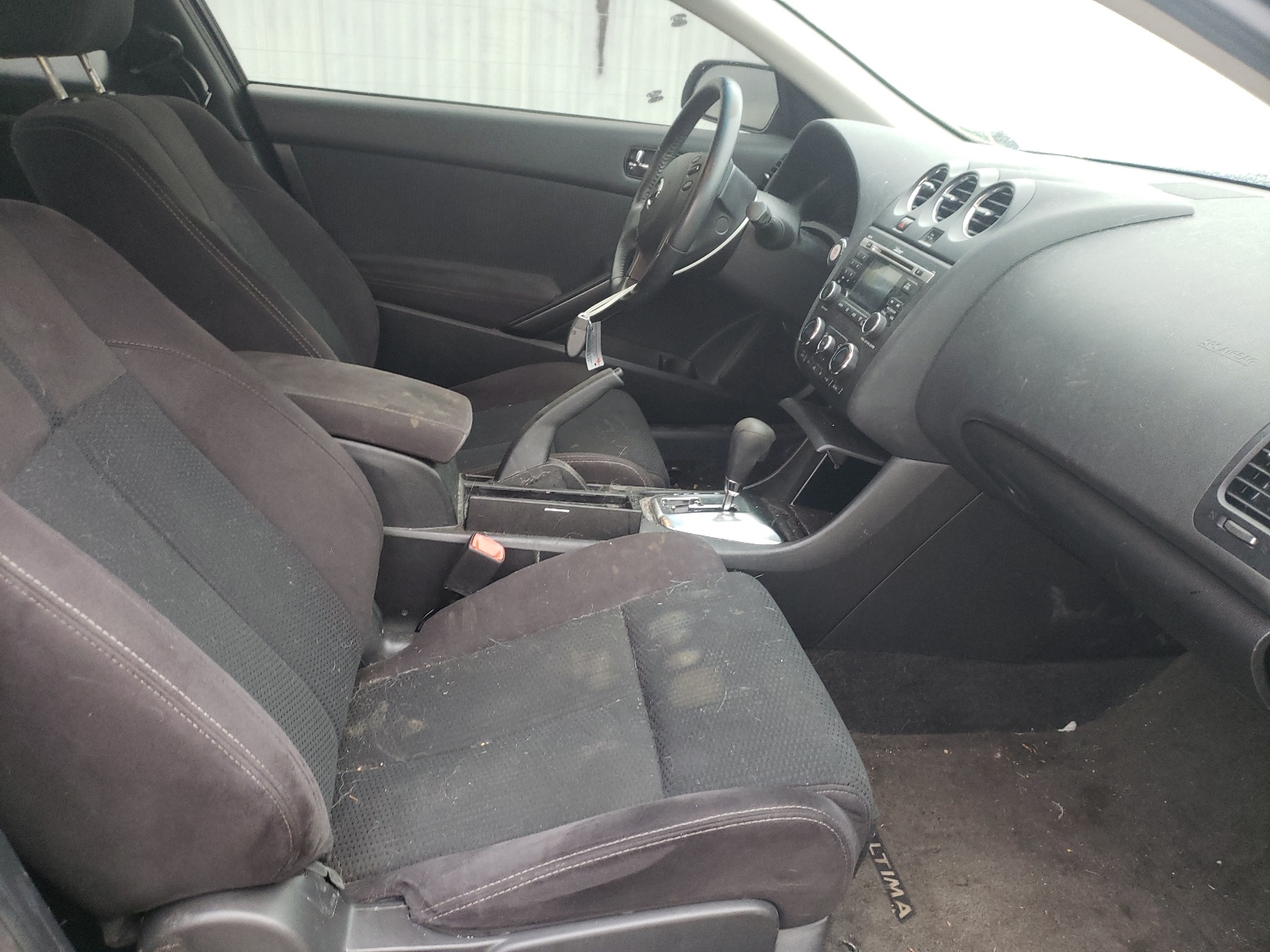 Photo 5 from auction – 2011 NISSAN ALTIMA S with VIN 1N4AL2EP0BC176082