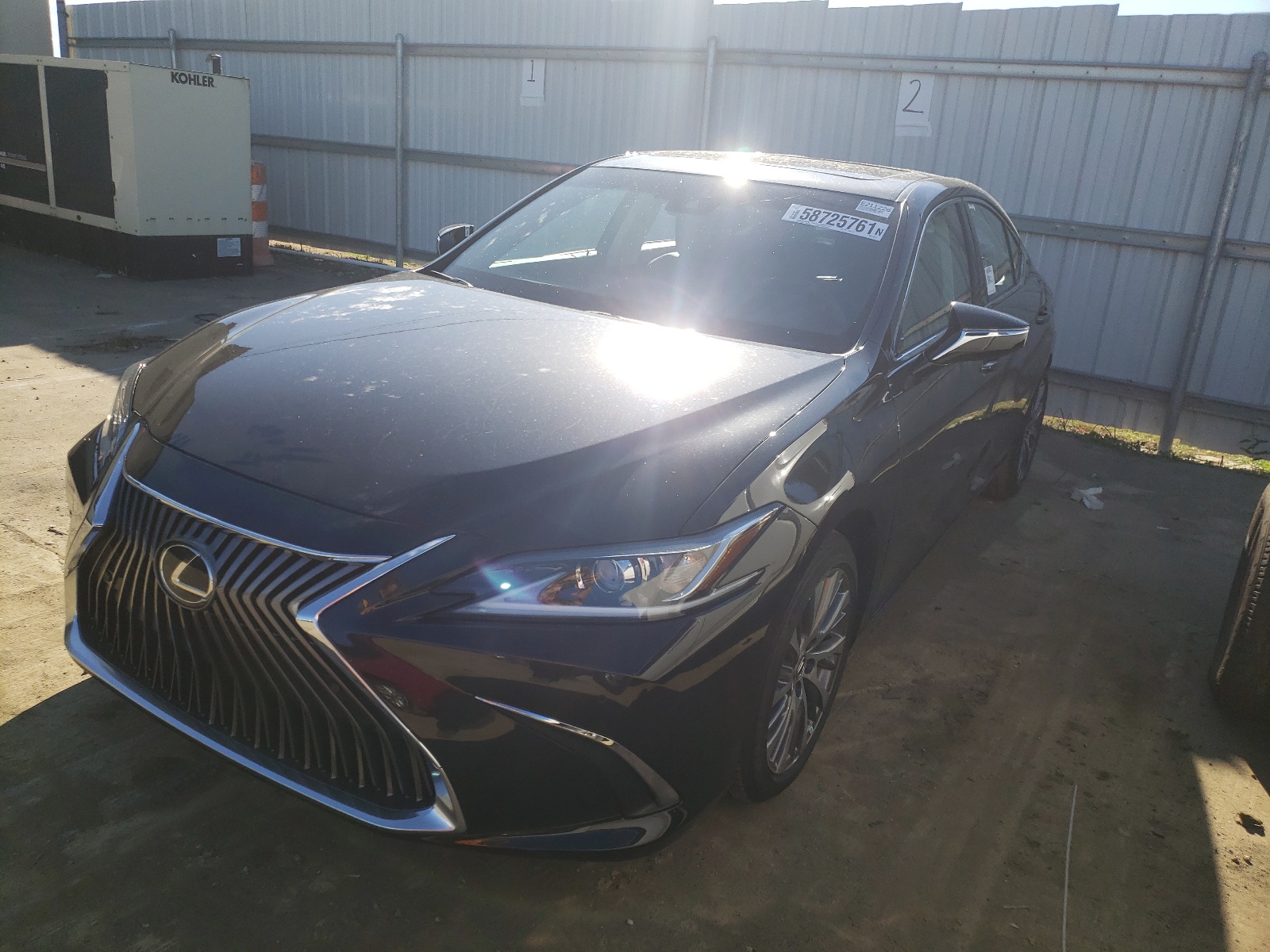 Photo 2 from auction – 2021 LEXUS ES 350 BAS with VIN 58ADZ1B15MU104179