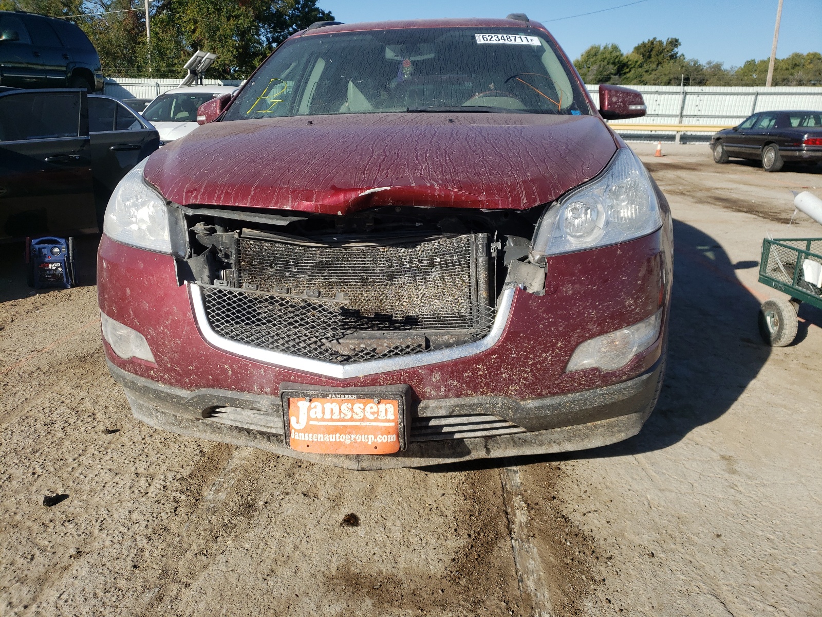 Photo 9 from auction – 2010 CHEVROLET TRAVERSE L with VIN 1GNLRGED9AJ239007