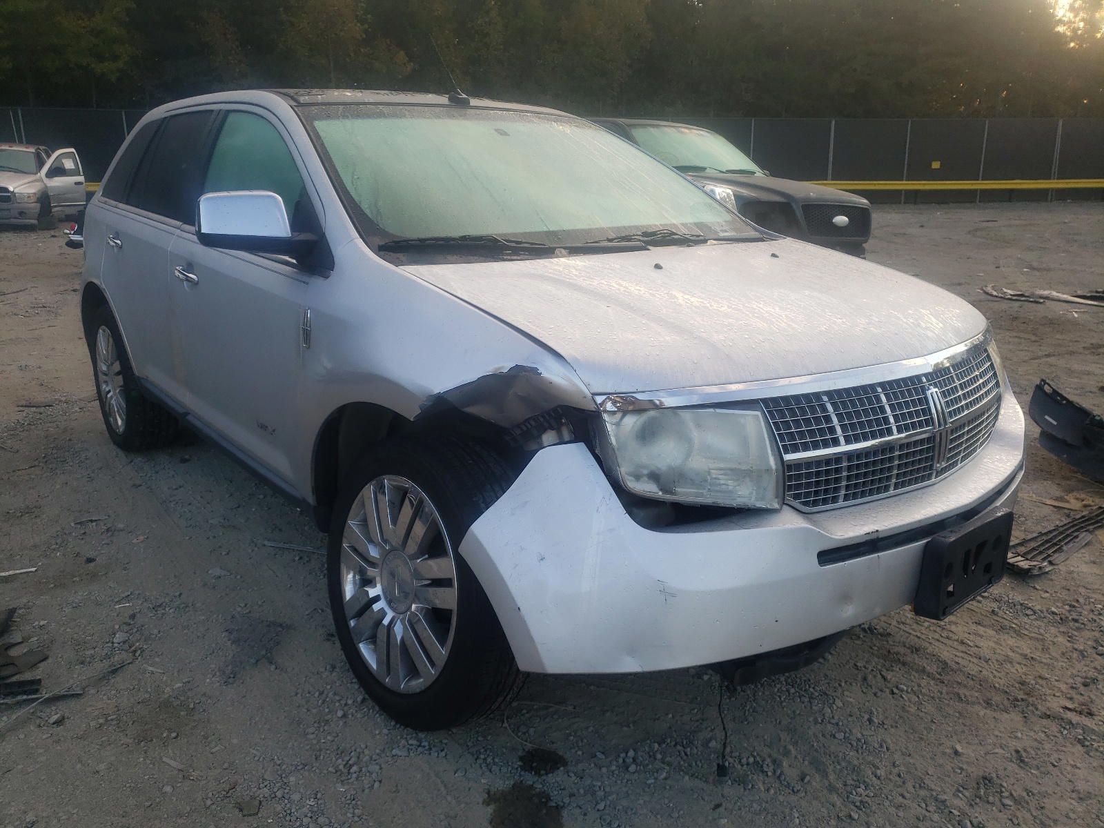 LINCOLN MKX 2010 with VIN 2LMDJ8JC9ABJ02337 - Photo from auction
