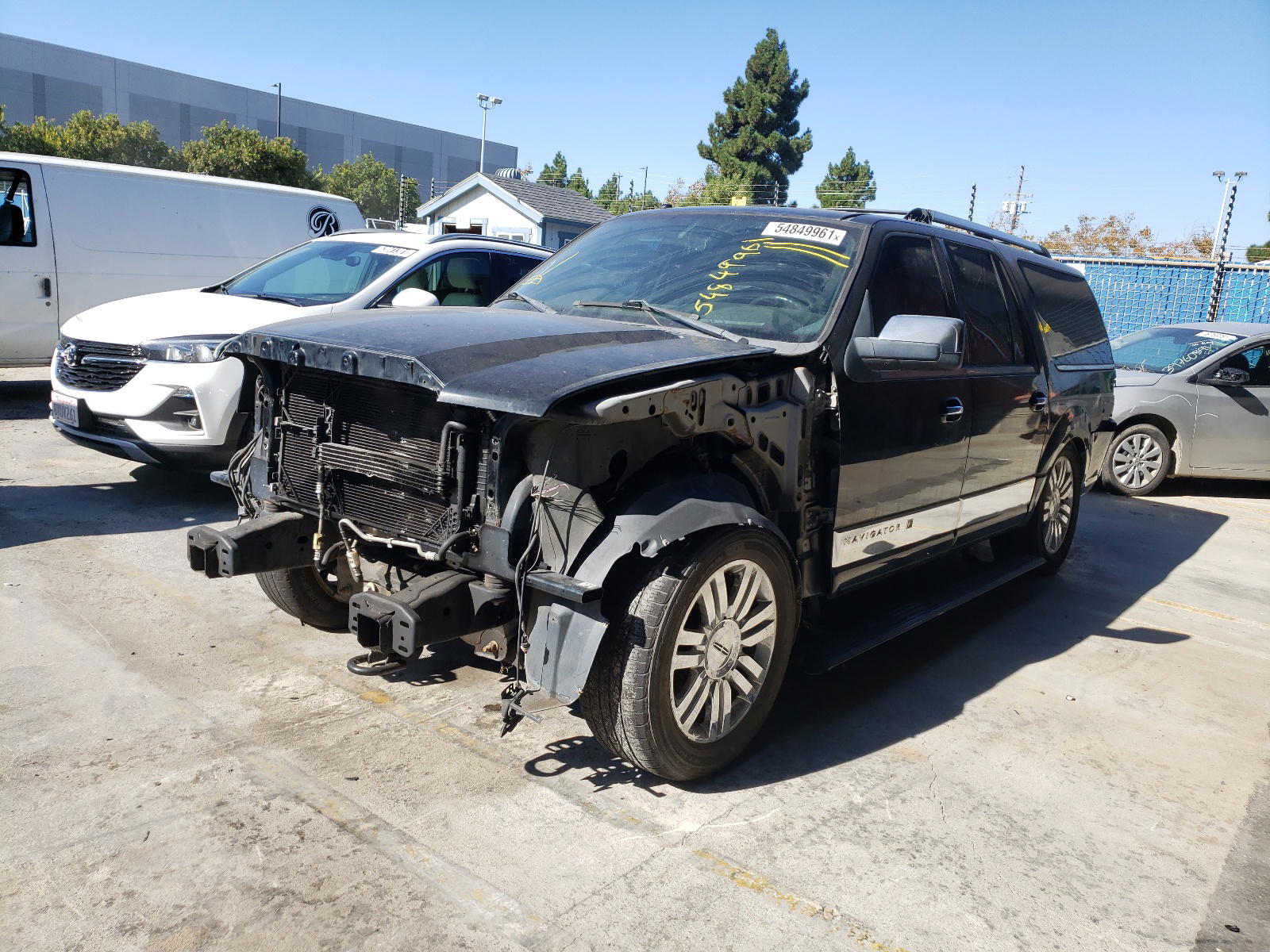 Photo 2 from auction – 2008 LINCOLN NAVIGATOR with VIN 5LMFL28558LJ16200