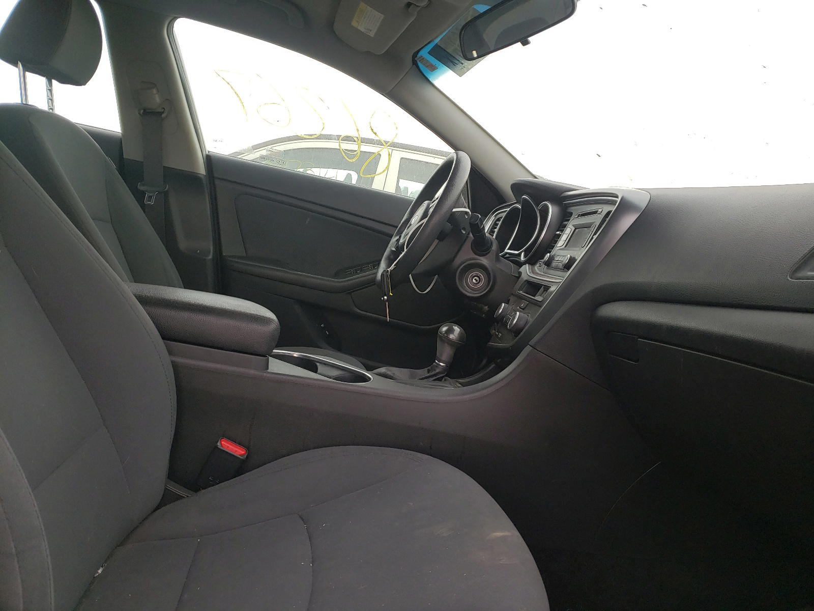 Photo 5 from auction – 2015 KIA OPTIMA LX with VIN KNAGM4A76F5599114