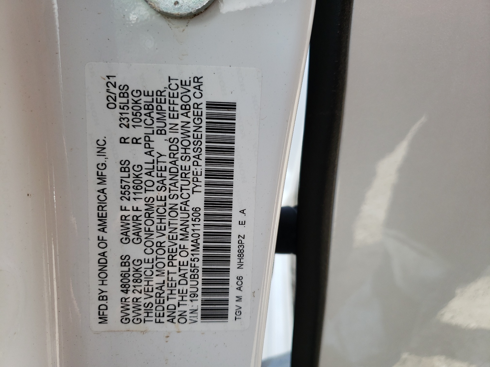 Photo 10 from auction – 2021 ACURA TLX TECH A with VIN 19UUB5F51MA011506