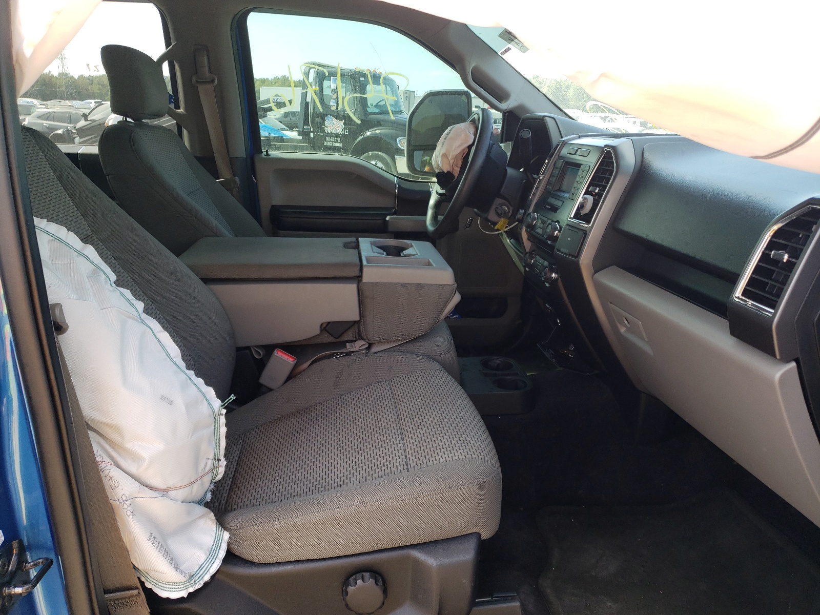 Photo 5 from auction – 2016 FORD F150 SUPER with VIN 1FTEW1EF5GKE06099