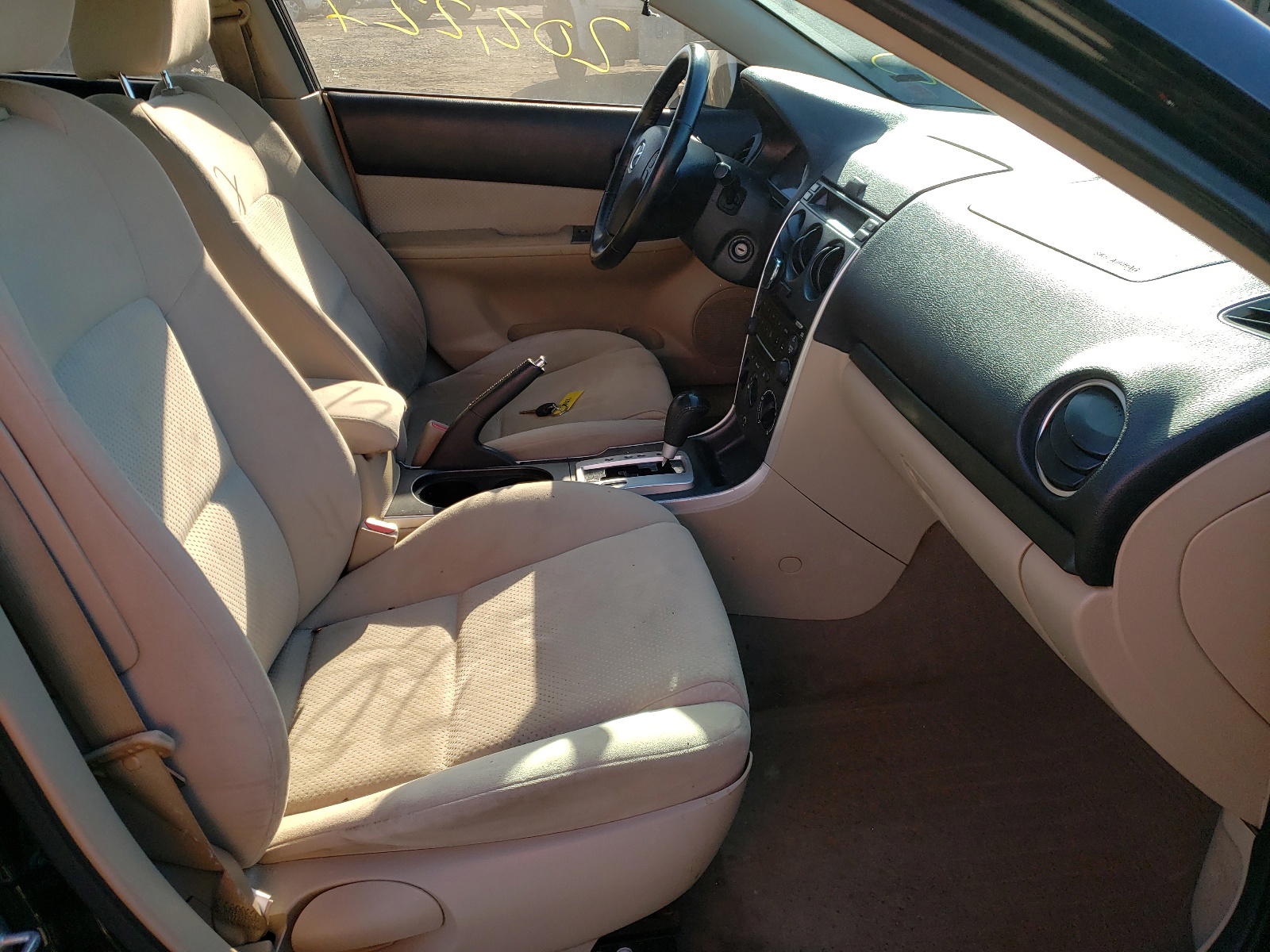 Photo 5 from auction – 2008 MAZDA 6 I with VIN 1YVHP80C385M11523