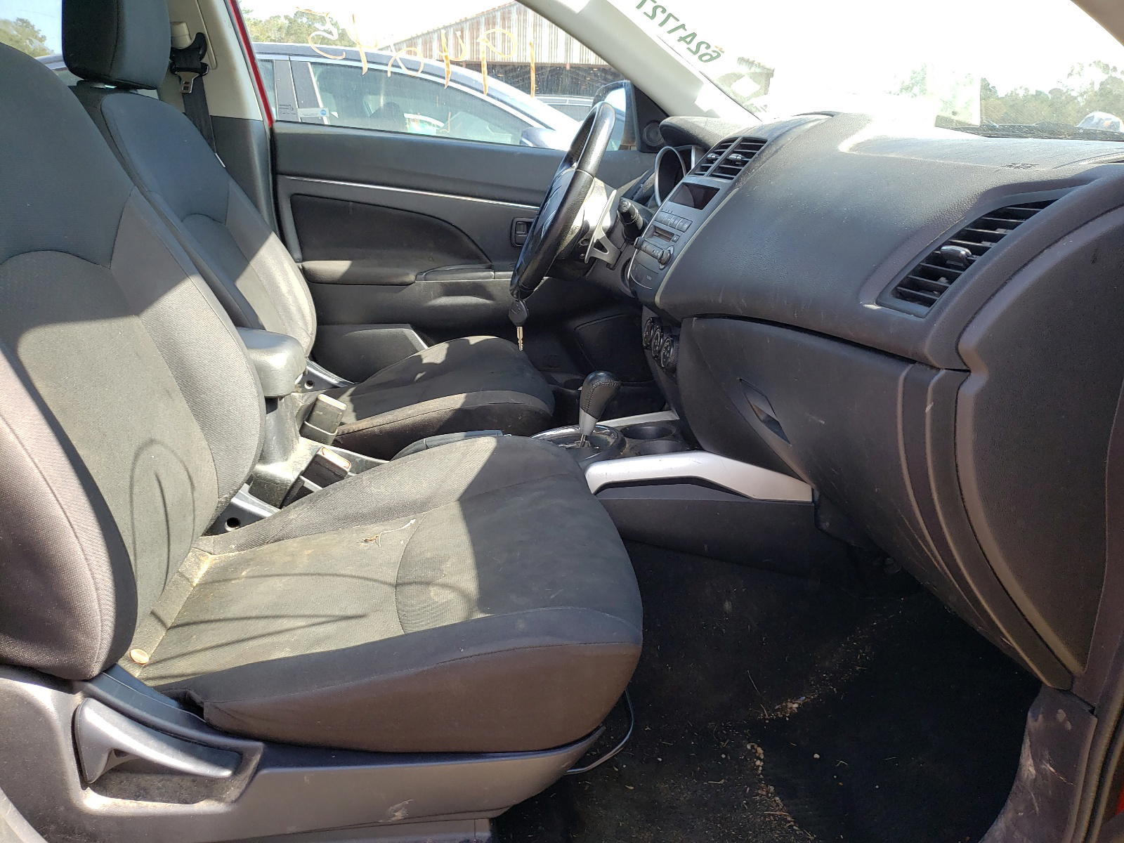 Photo 5 from auction – 2013 MITSUBISHI OUTLANDER with VIN 4A4AP3AU7DE009167