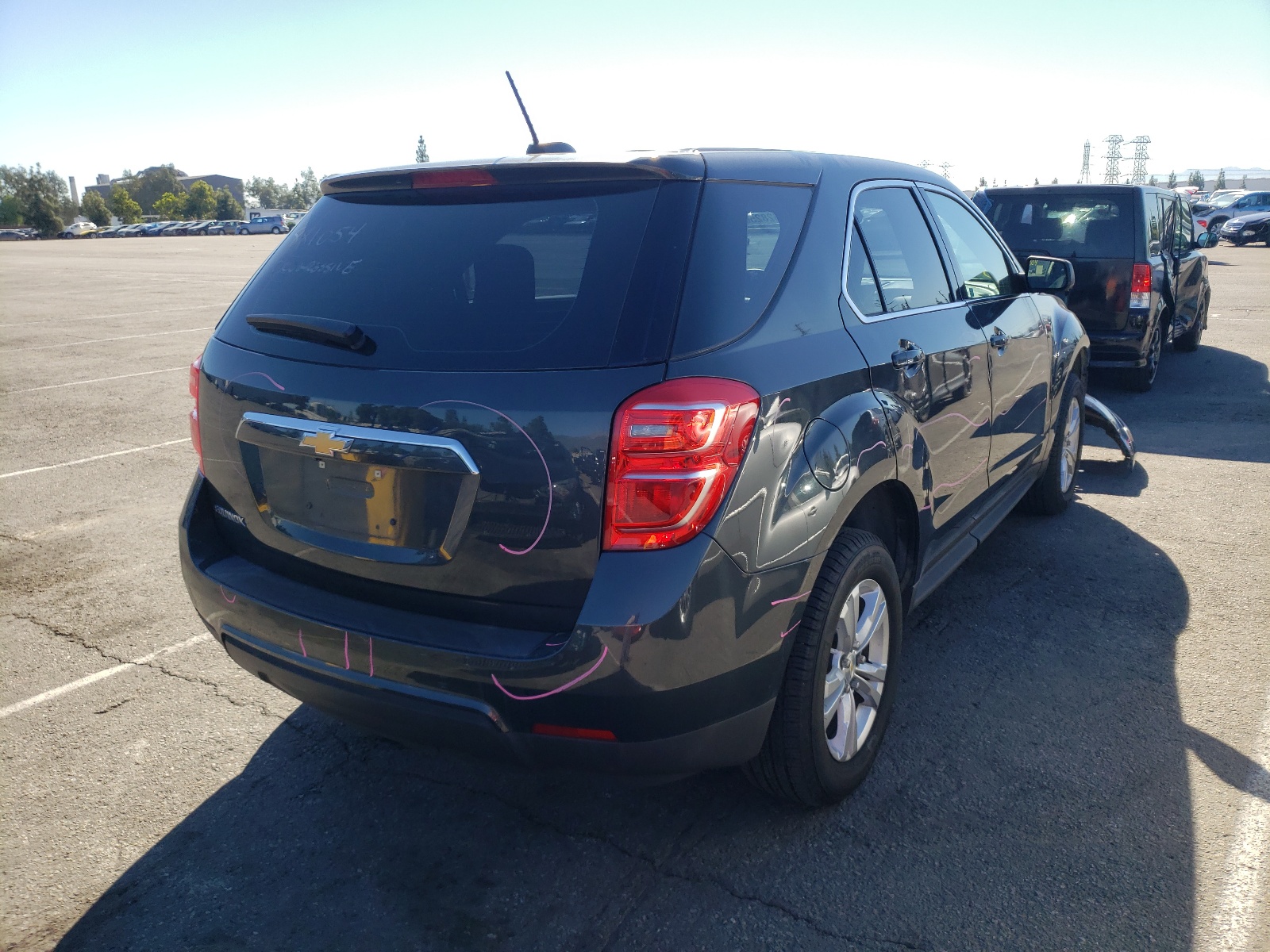 Photo 4 from auction – 2017 CHEVROLET EQUINOX LS with VIN 2GNALBEK2H1550521