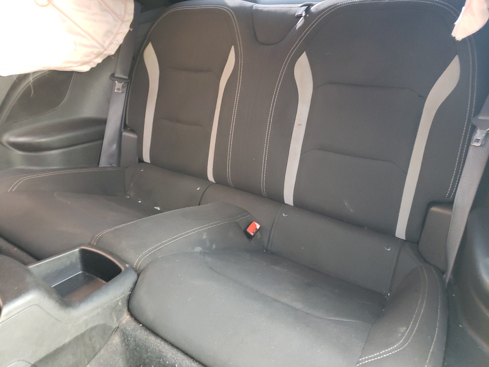 Photo 6 from auction – 2019 CHEVROLET CAMARO LS with VIN 1G1FB1RS5K0126767