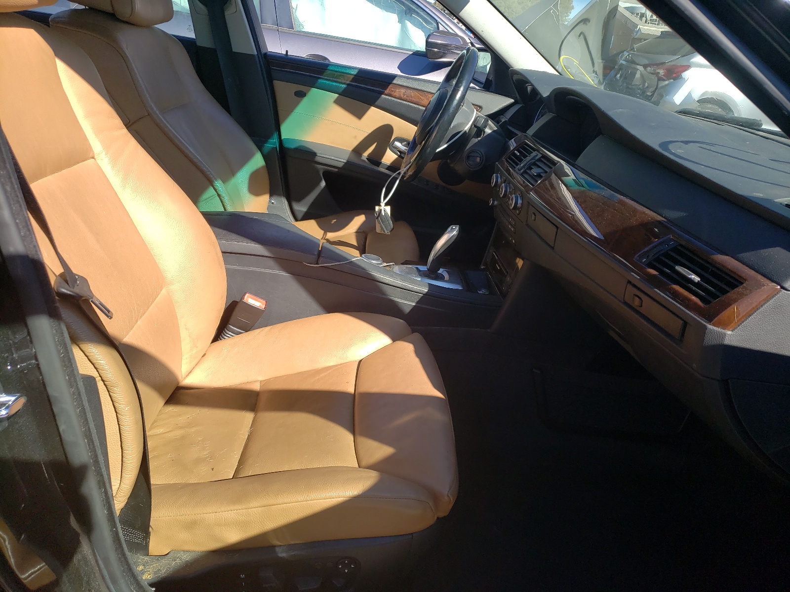 صورة رقم 5 من المزاد - 2008 BMW 535 XI مع VIN WBAPT73578CX02264