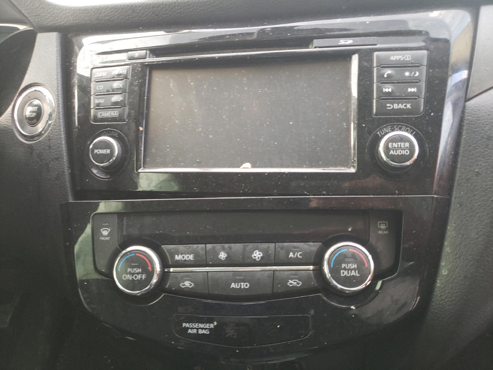 Photo 9 from auction – 2015 NISSAN ROGUE S with VIN KNMAT2MT3FP573695