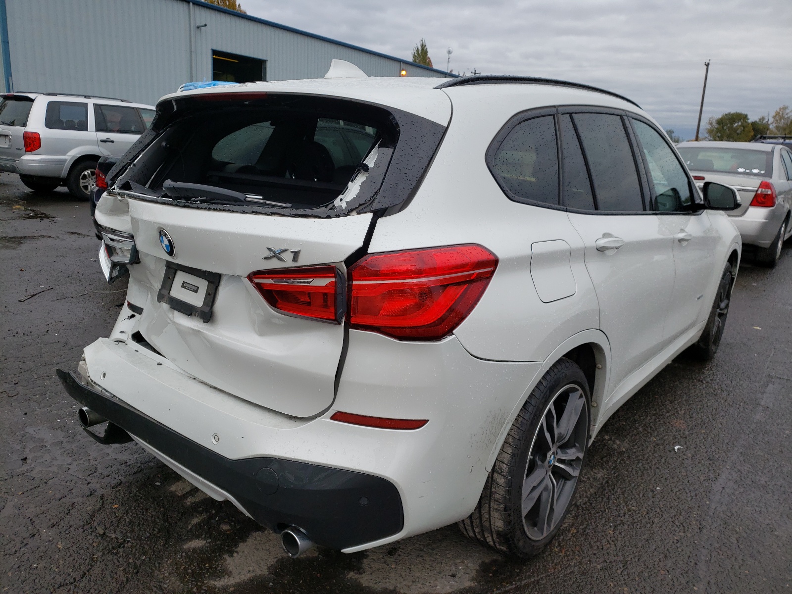 Photo 4 from auction – 2016 BMW X1 XDRIVE2 with VIN WBXHT3C39G5E52775