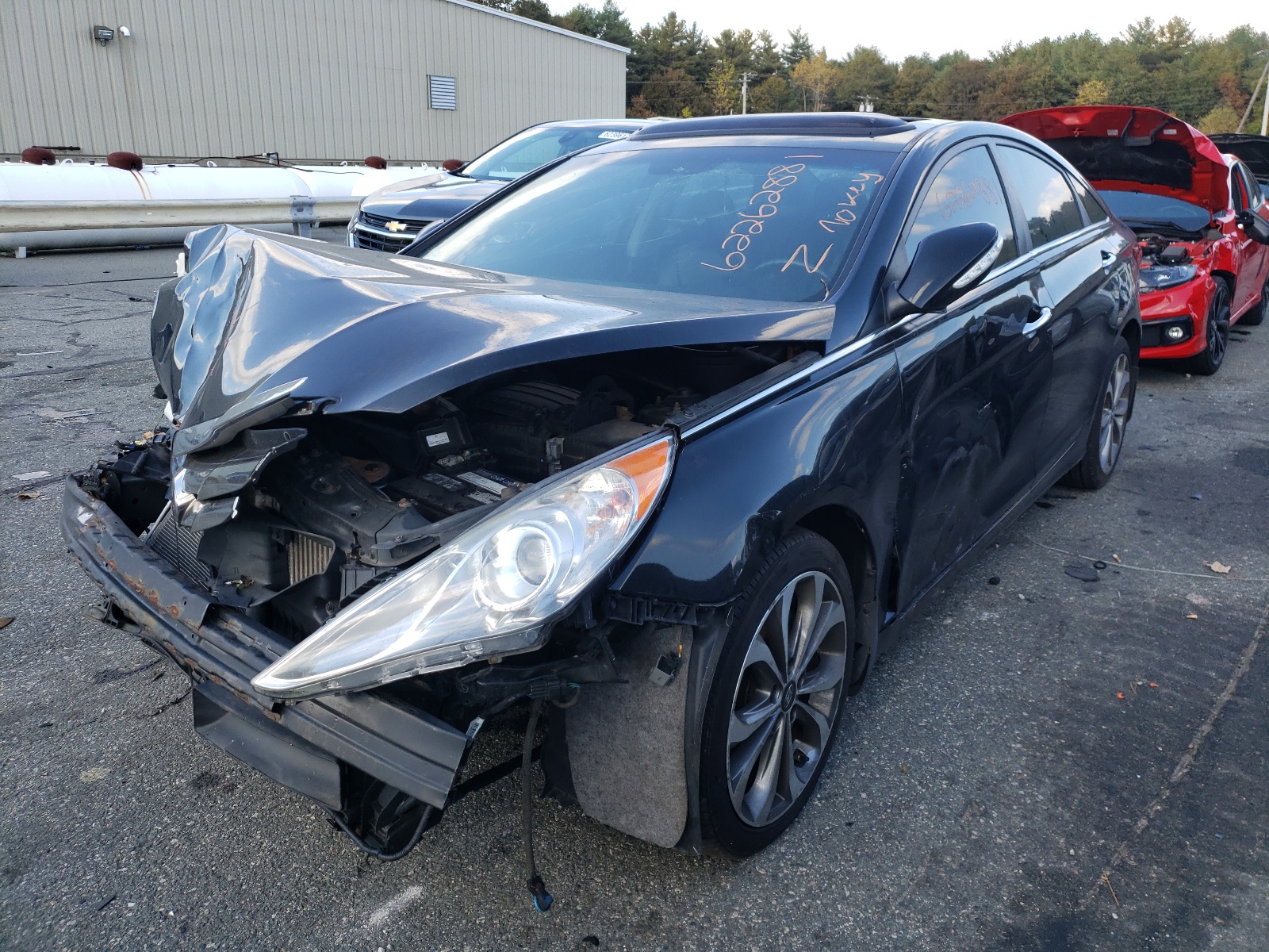 Photo 2 from auction – 2013 HYUNDAI SONATA SE with VIN 5NPEC4AB3DH656125