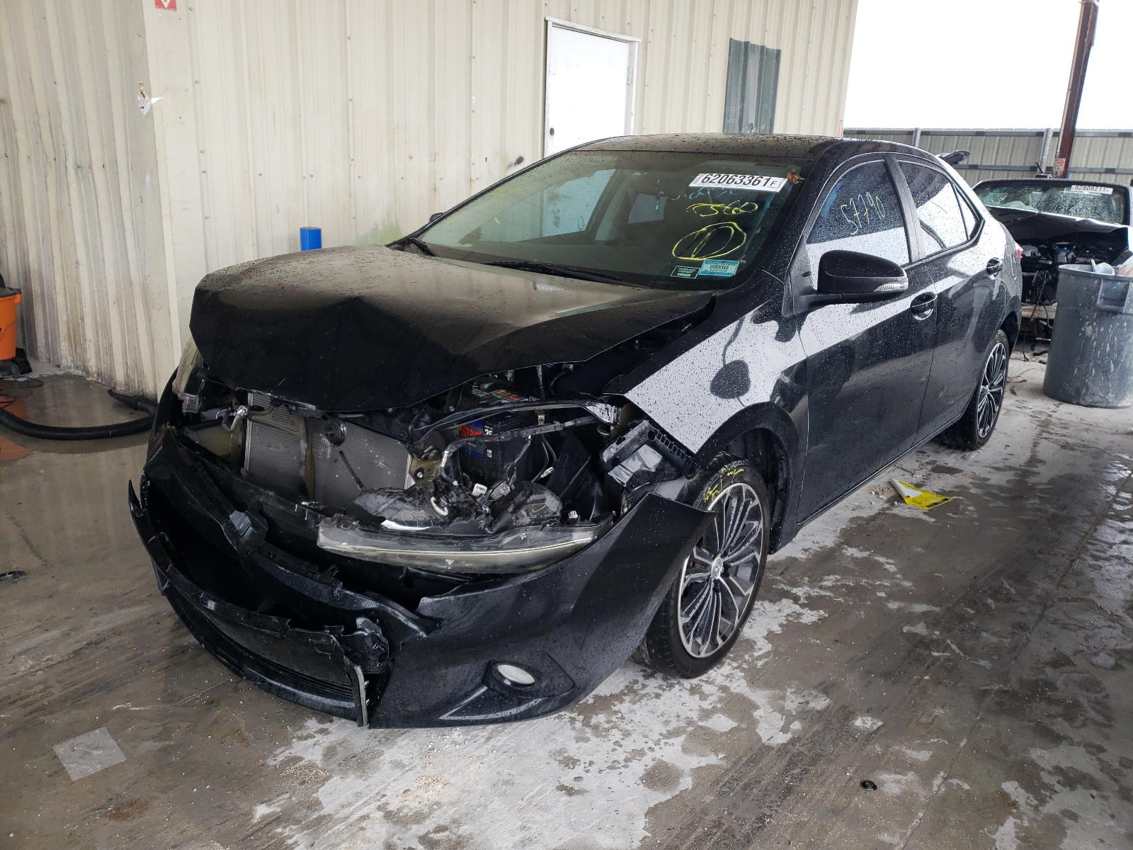Photo 2 from auction – 2016 TOYOTA COROLLA L with VIN 5YFBURHE3GP567403