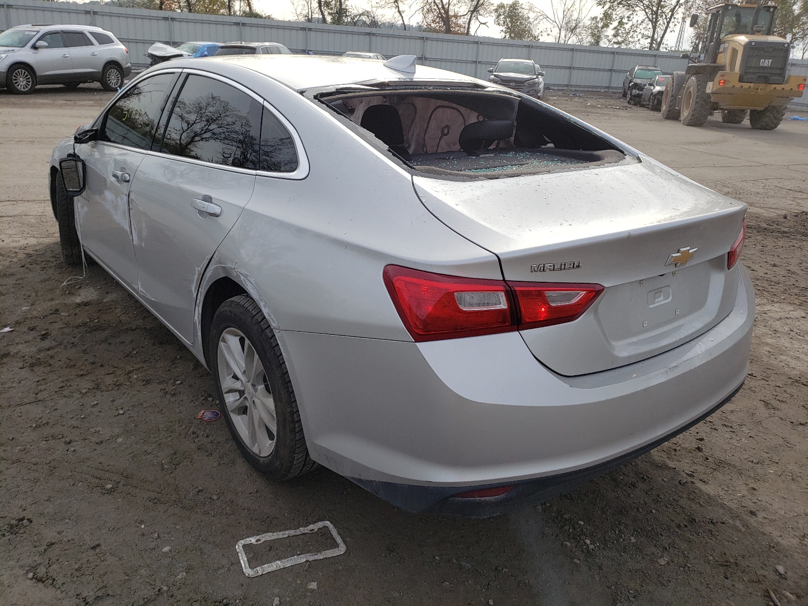Photo 3 from auction – 2018 CHEVROLET MALIBU LT with VIN 1G1ZD5ST1JF146334