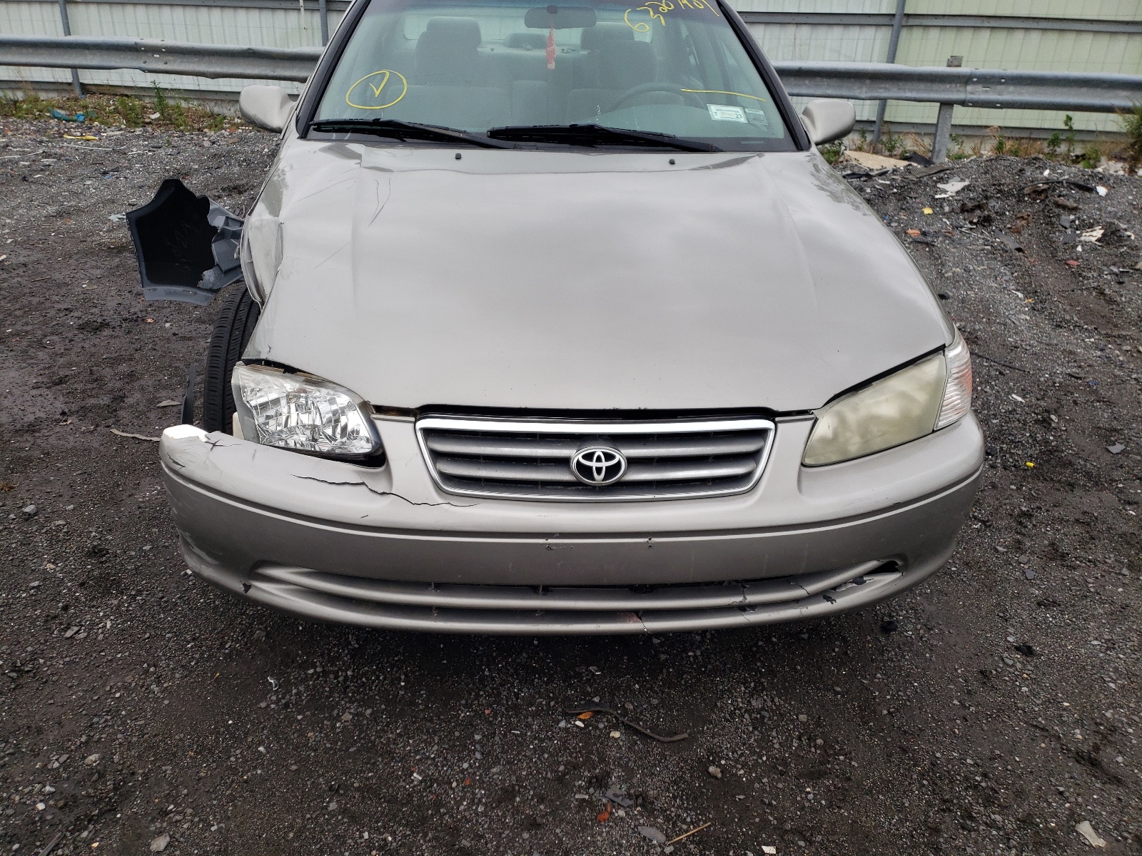 Photo 9 from auction – 2001 TOYOTA CAMRY CE with VIN JT2BG22K910557725