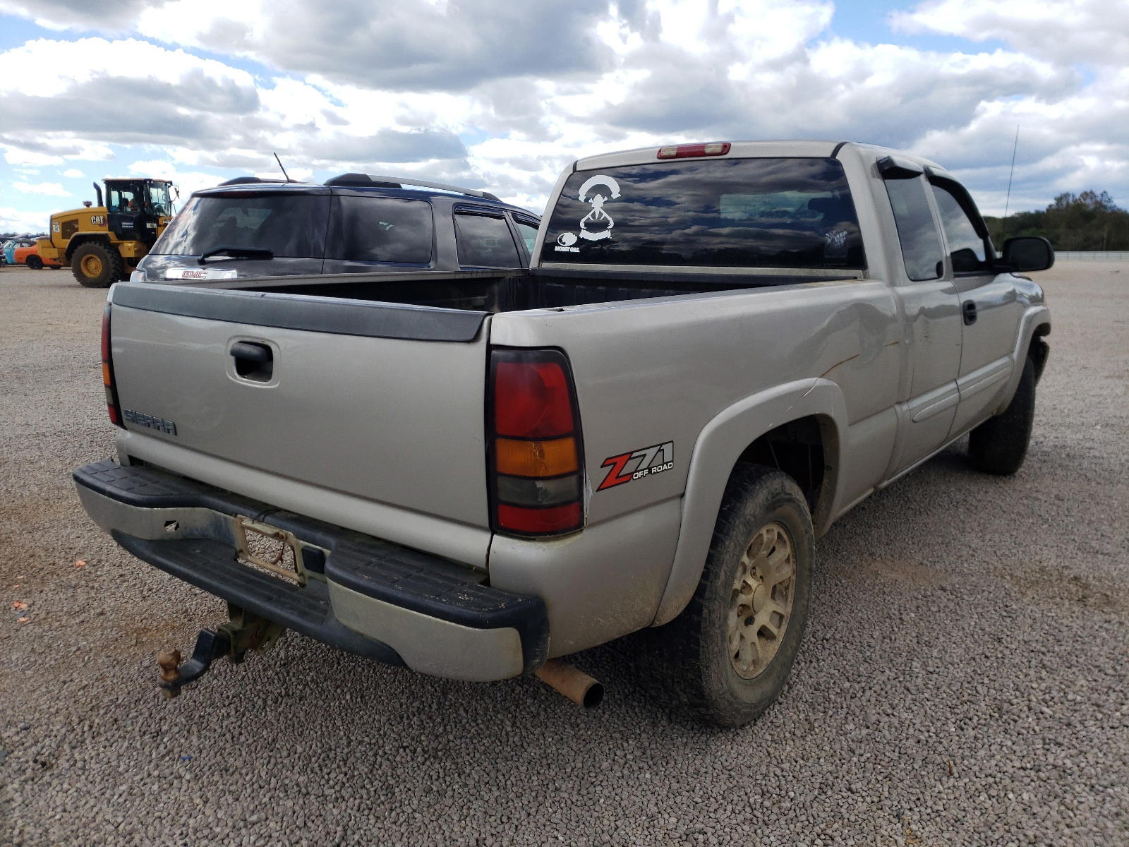 Photo 4 from auction – 2005 GMC NEW SIERRA with VIN 1GTEK19B85E339514