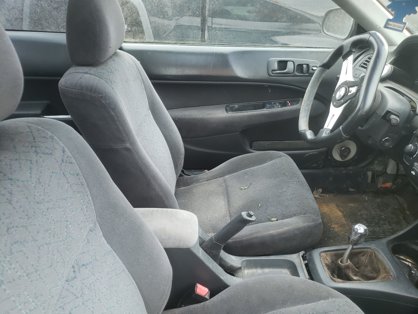 Photo 5 from auction – 2000 HONDA CIVIC with VIN 1HGEJ8145YL007573