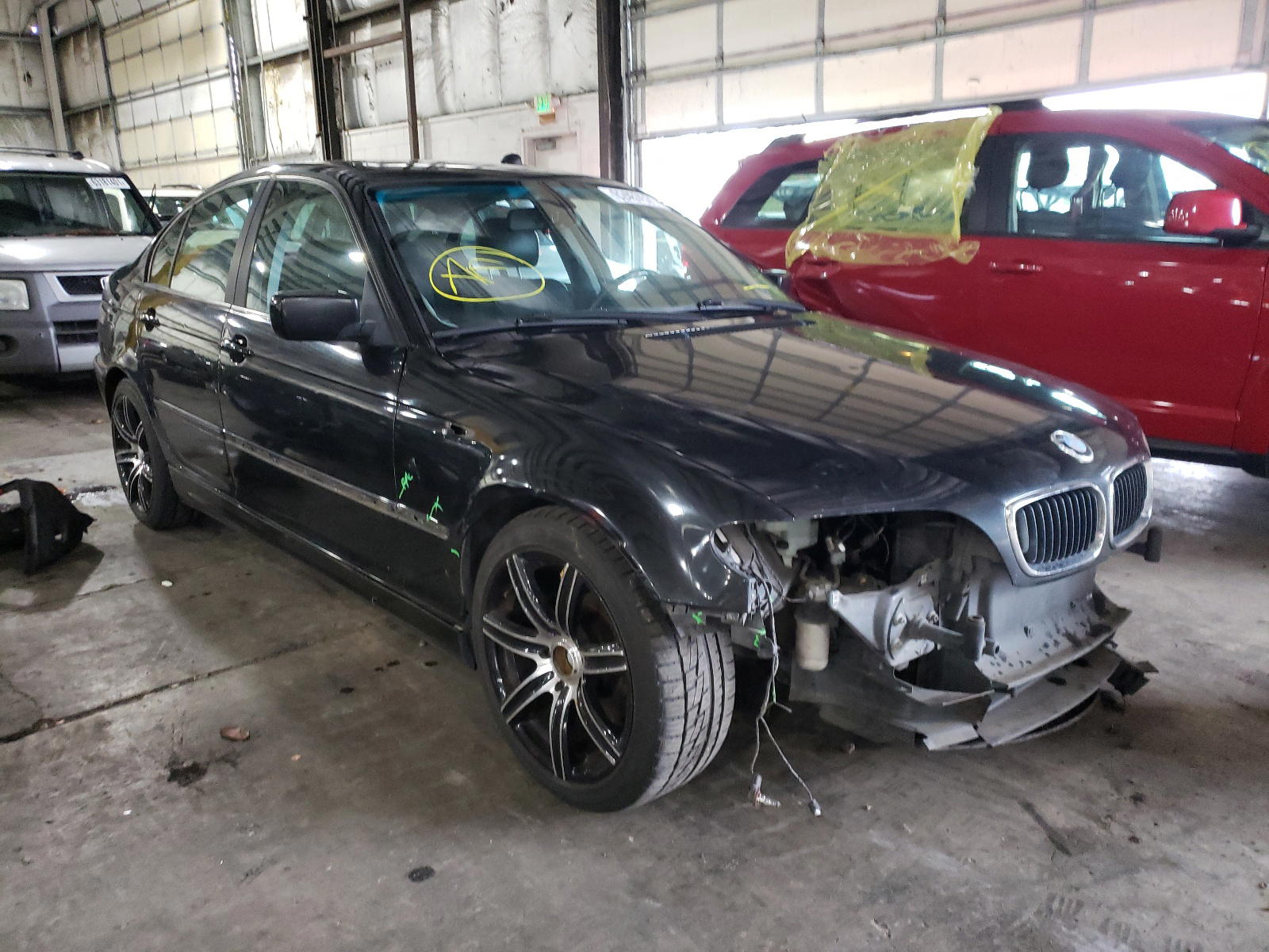 BMW 325 I 2003 with VIN WBAET37463NJ33146 - Photo from auction