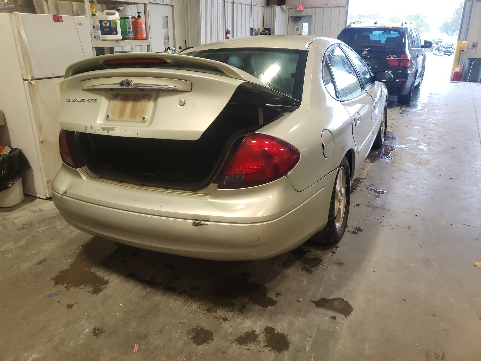 Photo 4 from auction – 2003 FORD TAURUS SES with VIN 1FAFP55S23A121405