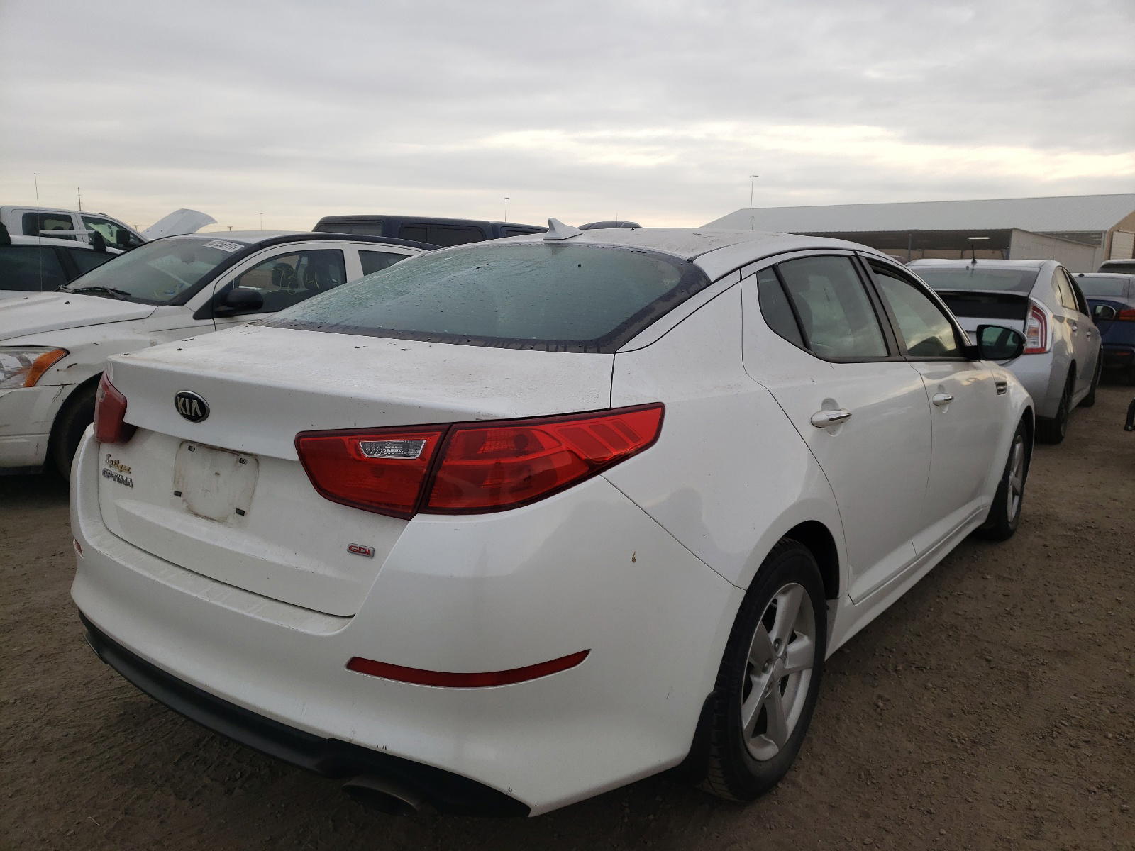 Photo 4 from auction – 2015 KIA OPTIMA LX with VIN KNAGM4A76F5599114