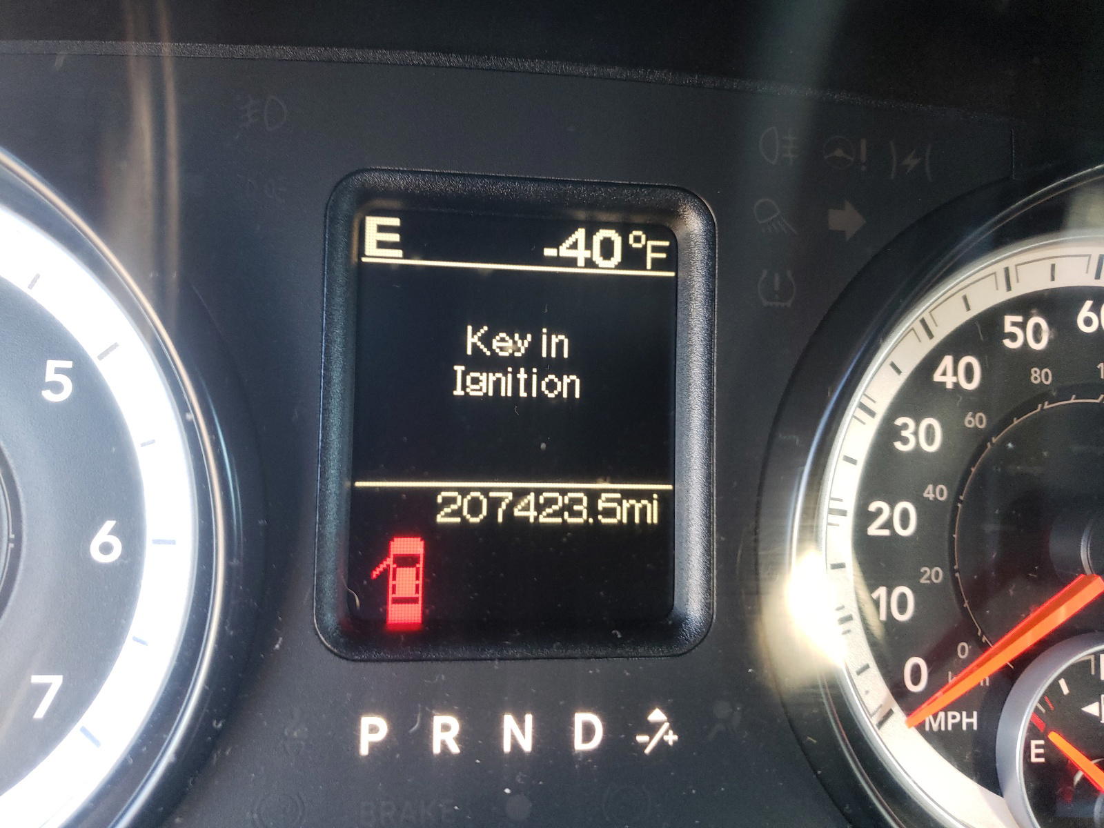 Photo 8 from auction – 2014 RAM 1500 ST with VIN 1C6RR6KT5ES233656