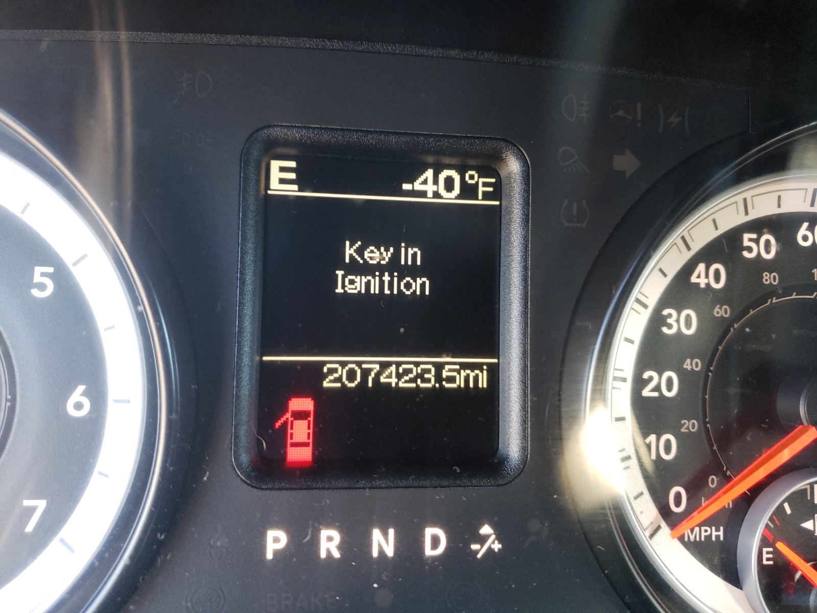 صورة رقم 8 من المزاد - 2014 RAM 1500 ST مع VIN 1C6RR6KT5ES233656