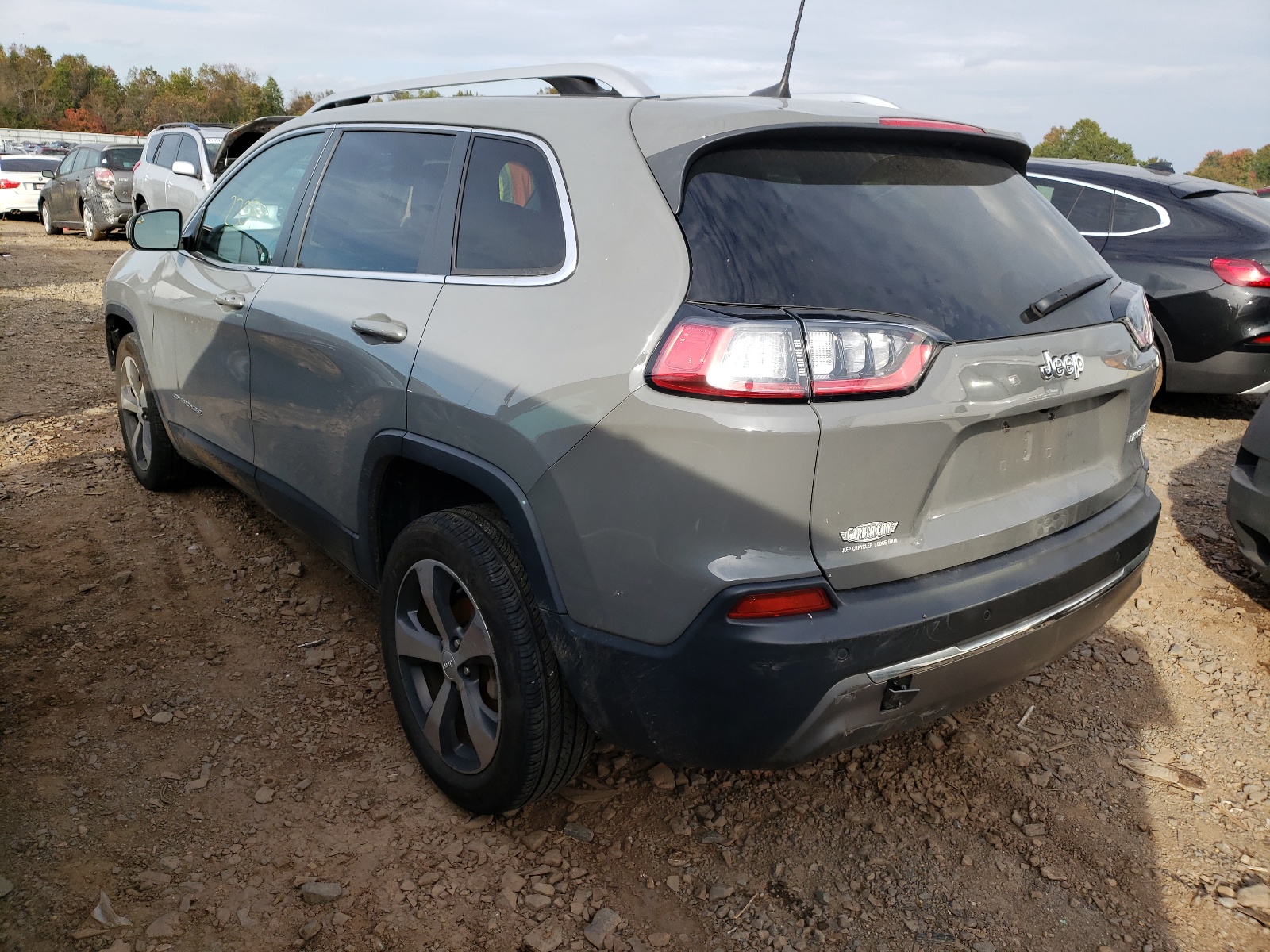 Photo 3 from auction – 2020 JEEP CHEROKEE L with VIN 1C4PJLDB3LD538827