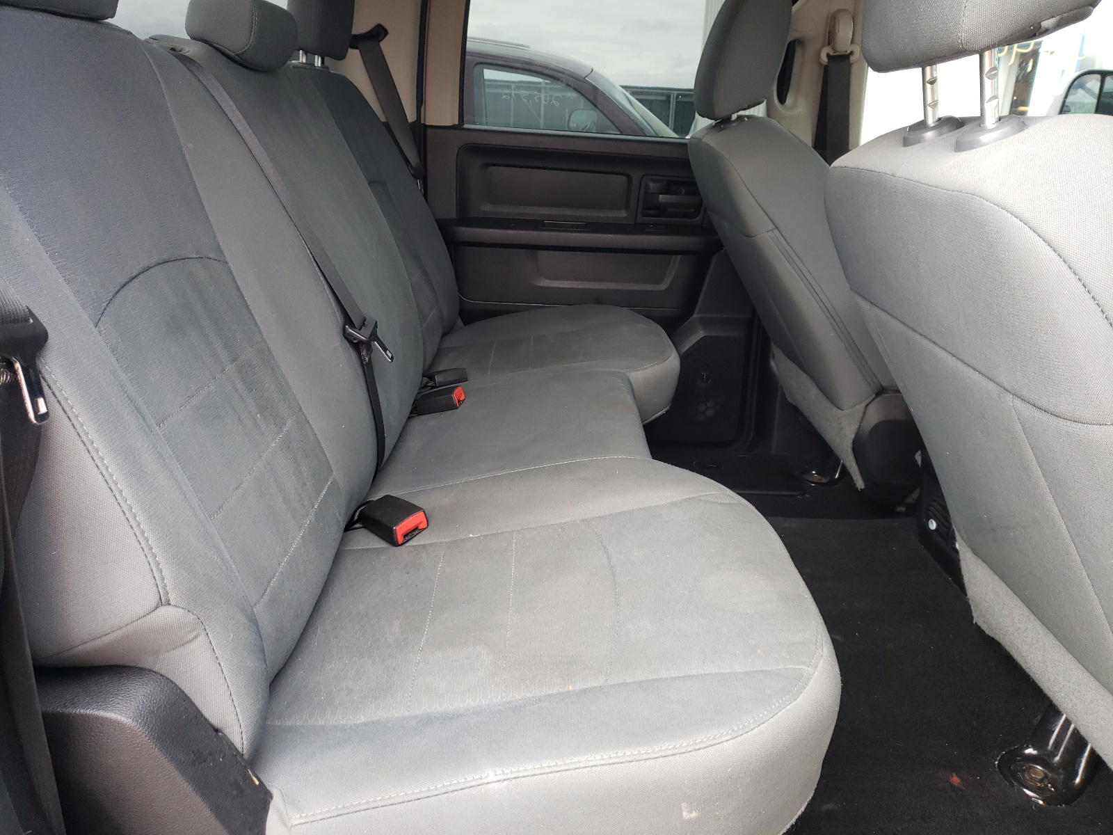 Photo 6 from auction – 2015 RAM 1500 ST with VIN 1C6RR6KT0FS789309