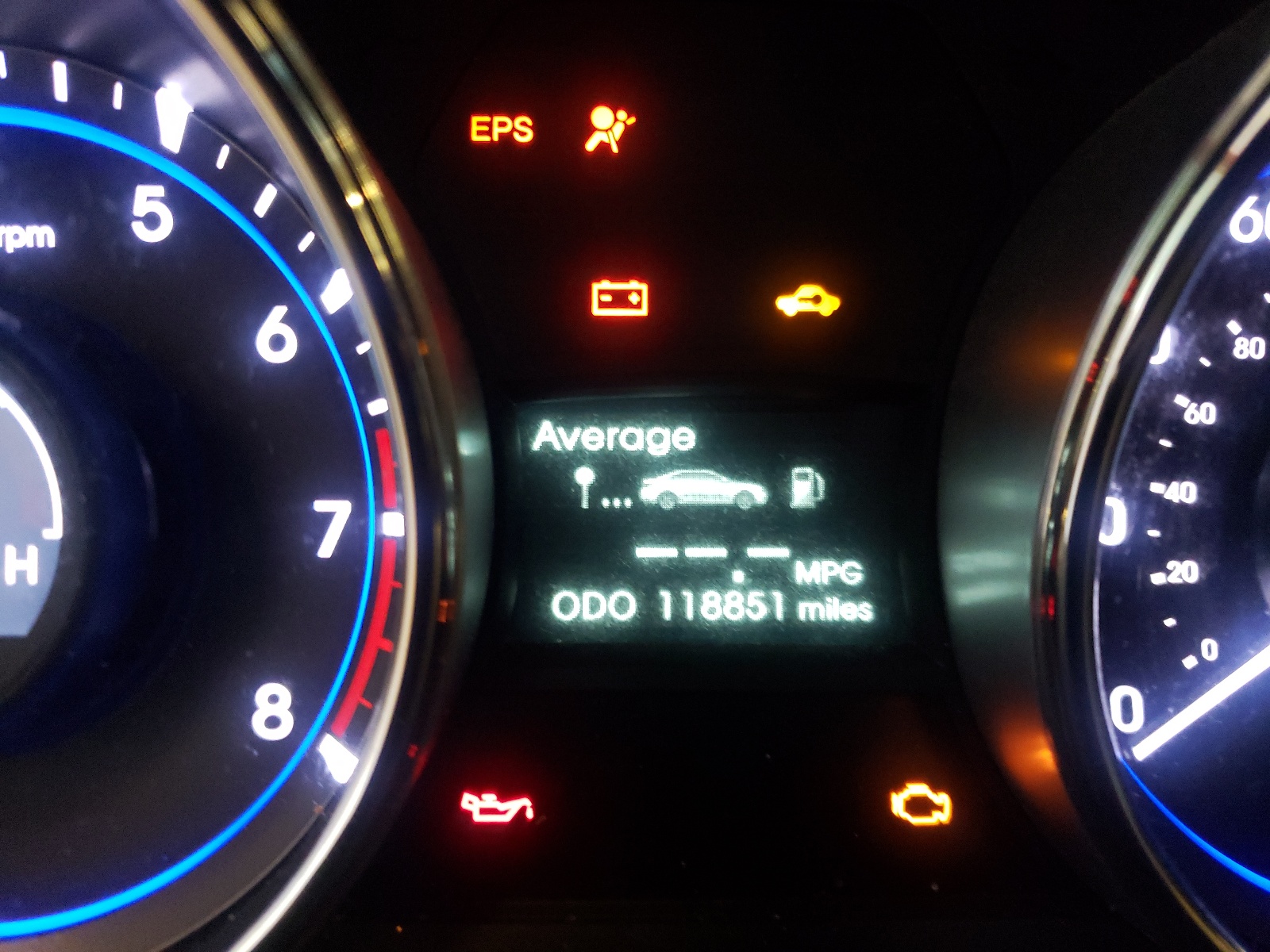 Photo 8 from auction – 2011 HYUNDAI SONATA SE with VIN 5NPEC4AC1BH129061
