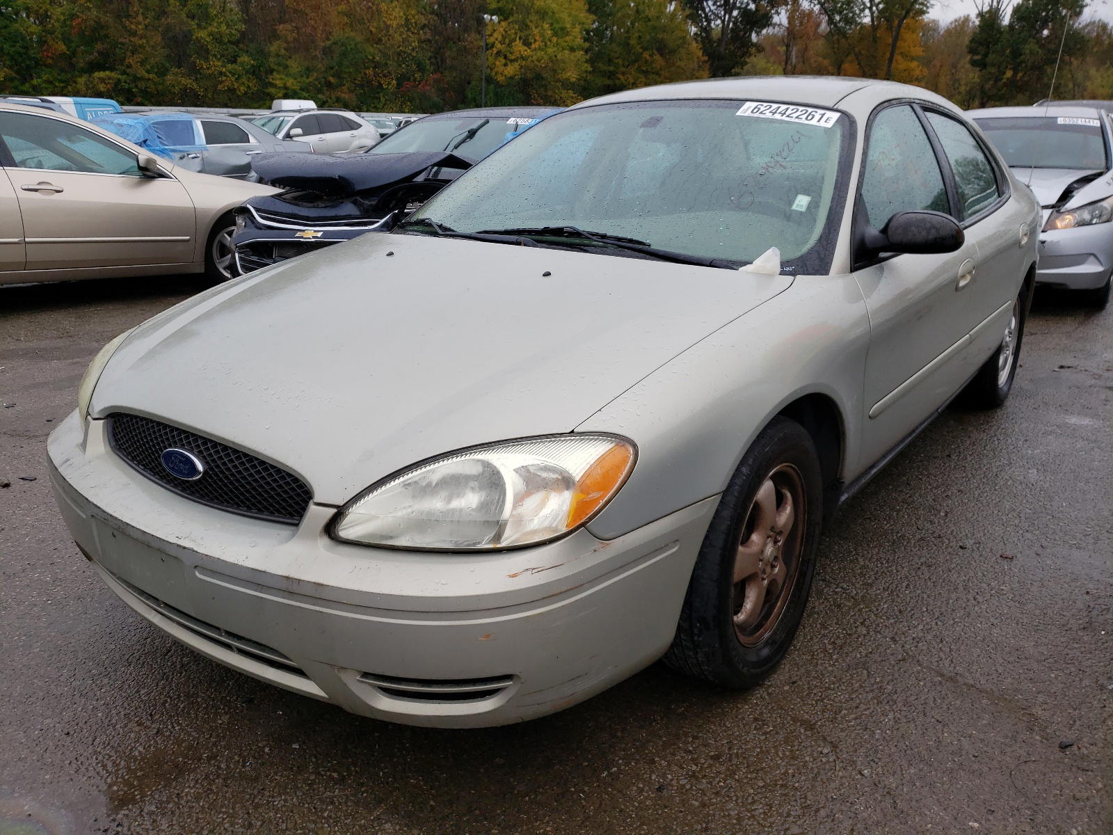 Photo 2 from auction – 2004 FORD TAURUS with VIN 1FAFP55U04A183369