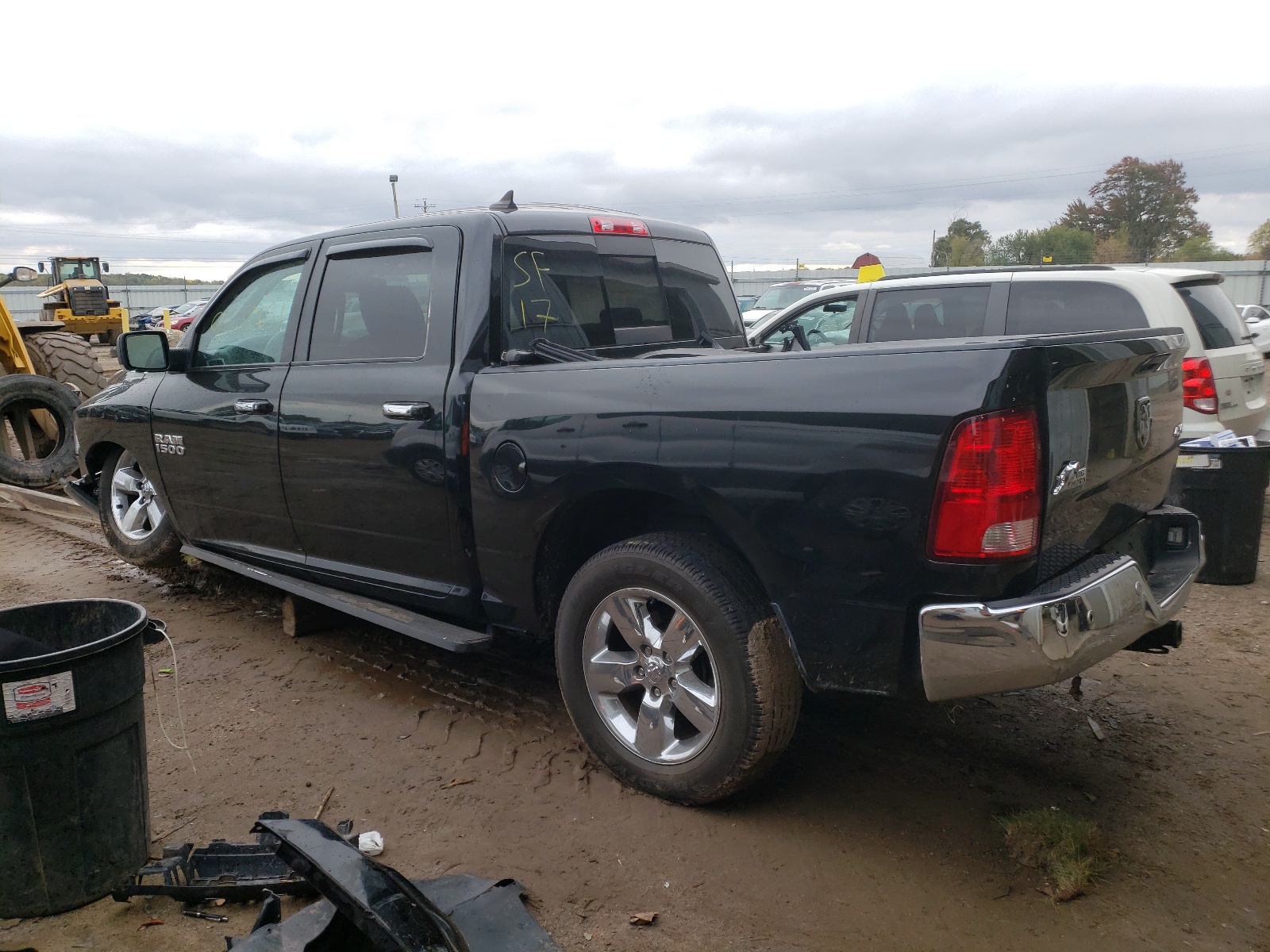Photo 3 from auction – 2017 RAM 1500 SLT with VIN 1C6RR7LG9HS850456