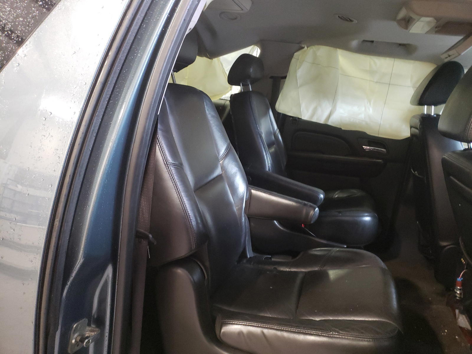 Photo 6 from auction – 2008 CADILLAC ESCALADE E with VIN 1GYFK668X8R274179
