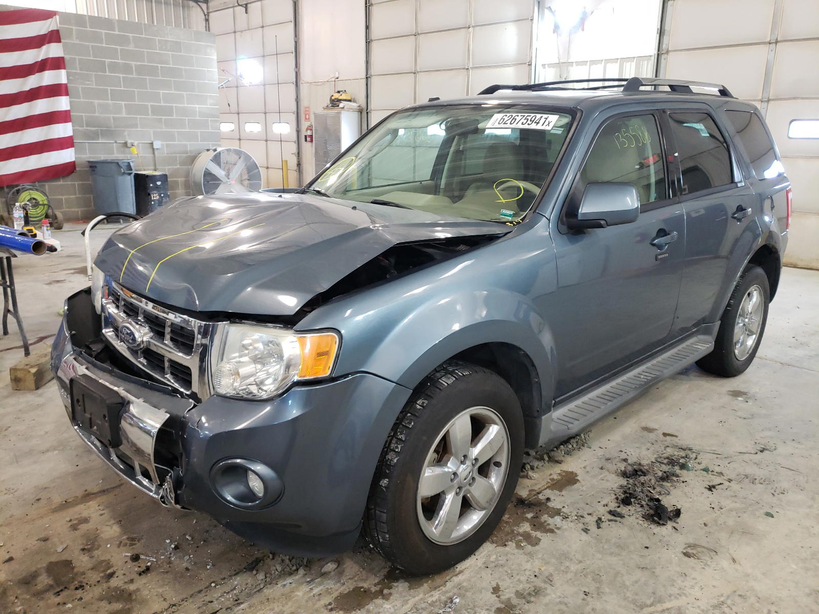 Photo 2 from auction – 2011 FORD ESCAPE LIM with VIN 1FMCU9EG4BKA55873