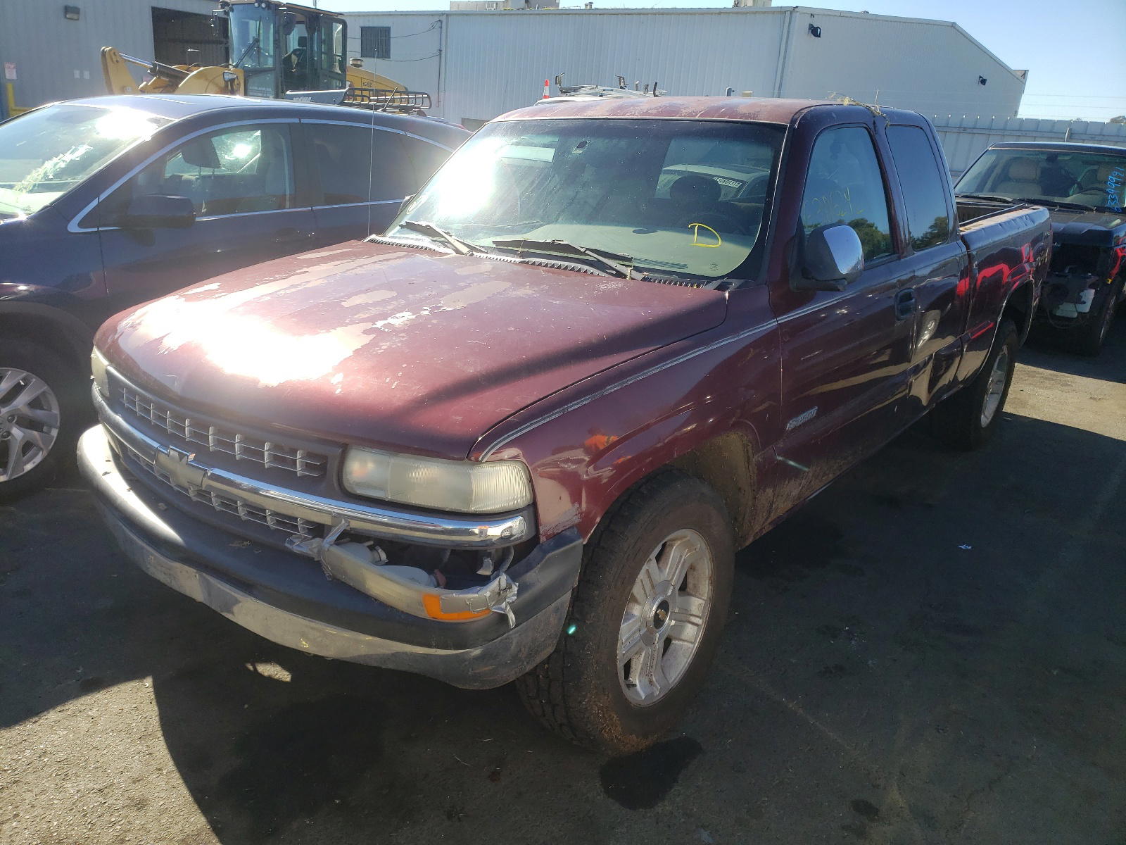 Photo 2 from auction – 2000 CHEVROLET silverado with VIN 2GCEC19T7Y1325826