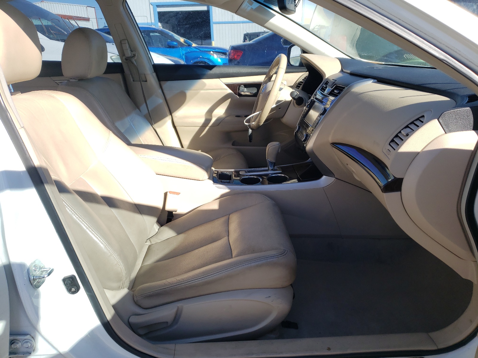 Photo 5 from auction – 2013 NISSAN ALTIMA 2.5 with VIN 1N4AL3AP6DN528410