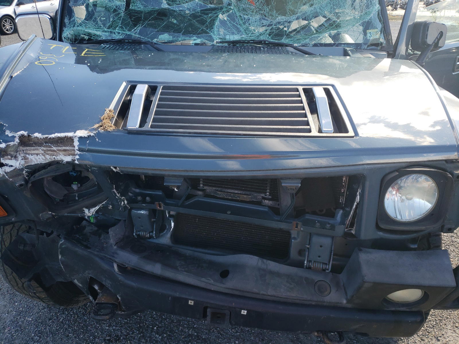 Photo 7 from auction – 2005 HUMMER H2 with VIN 5GRGN23U35H100174