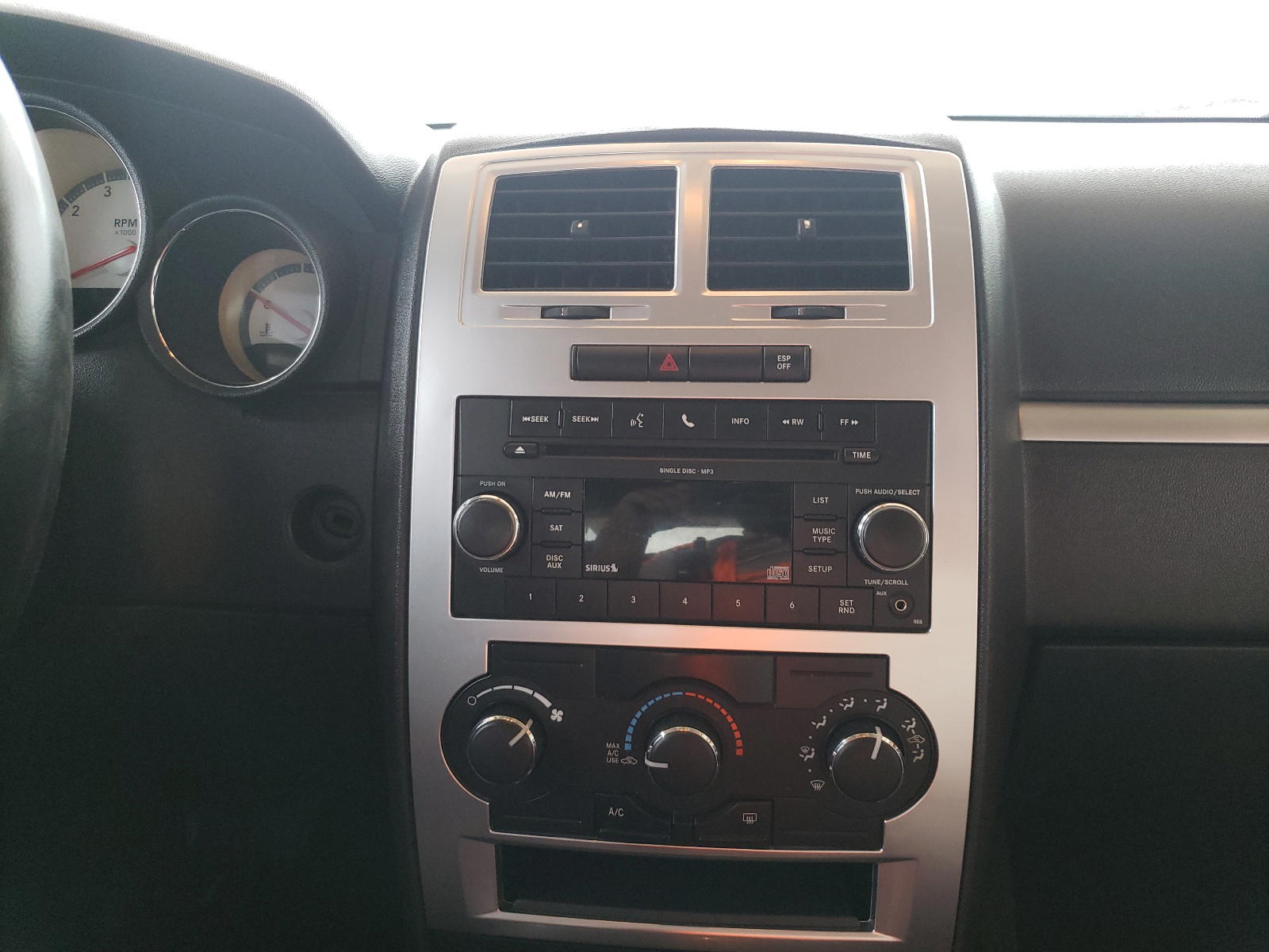 Photo 9 from auction – 2010 DODGE CHARGER SX with VIN 2B3CA3CV3AH223280