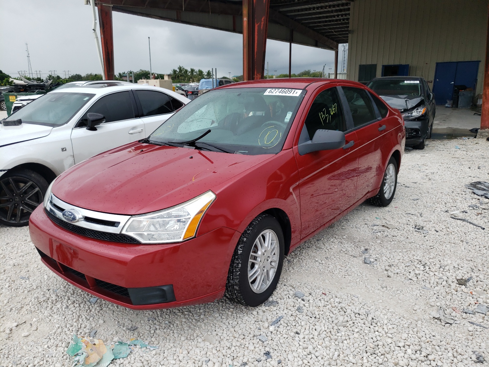 Photo 2 from auction – 2010 FORD FOCUS SE with VIN 1FAHP3FN6AW120862