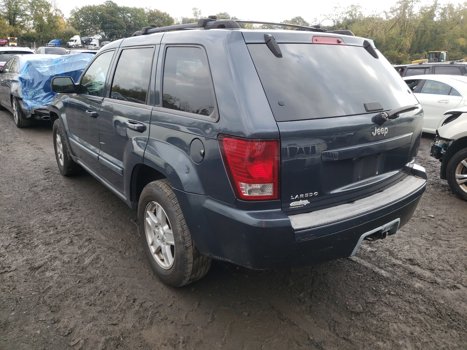 Photo 3 from auction – 2007 JEEP CHEROKEE with VIN 1J8GR48K67C518102