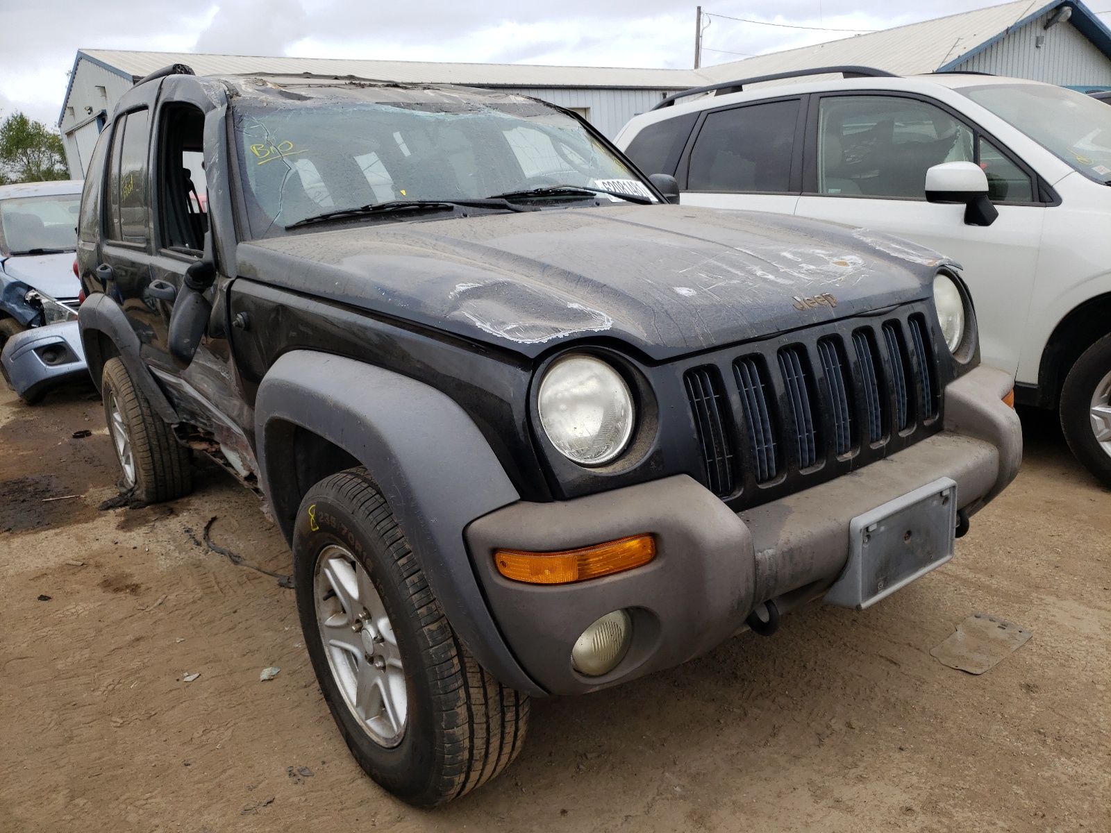 Photo 1 from auction – 2002 JEEP LIBERTY SP with VIN 1J4GL48K92W281437