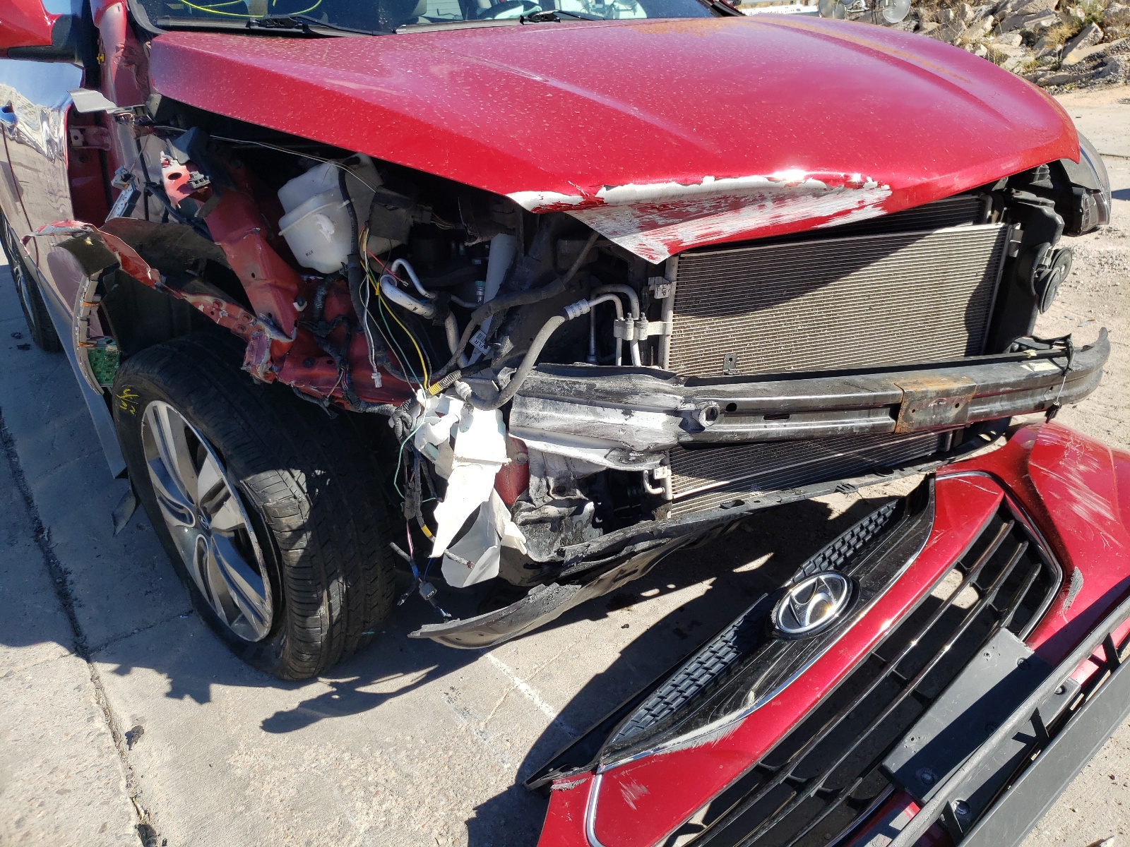 Photo 9 from auction – 2014 HYUNDAI TUCSON GLS with VIN KM8JUCAG2EU860161