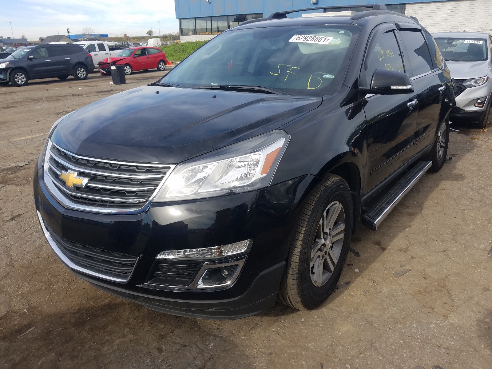 Photo 2 from auction – 2016 CHEVROLET TRAVERSE L with VIN 1GNKVGKD9GJ199760