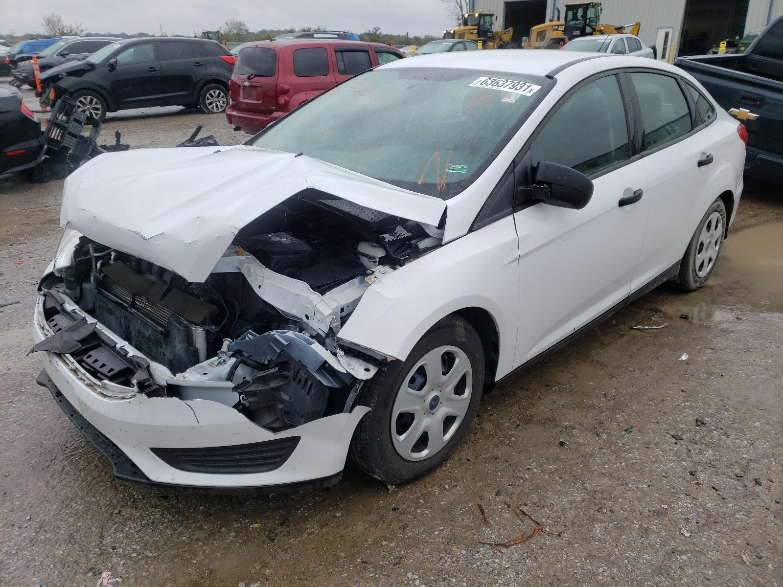 Photo 2 from auction – 2016 FORD FOCUS S with VIN 1FADP3E27GL387461