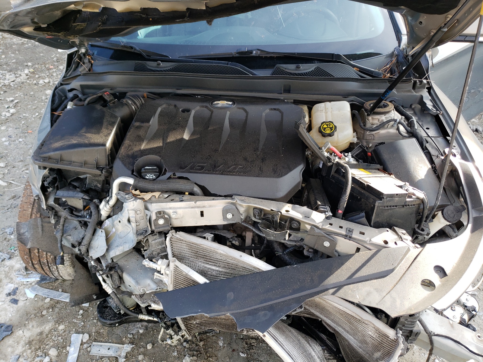 Photo 7 from auction – 2018 CHEVROLET IMPALA LT with VIN 2G1105S33J9106810