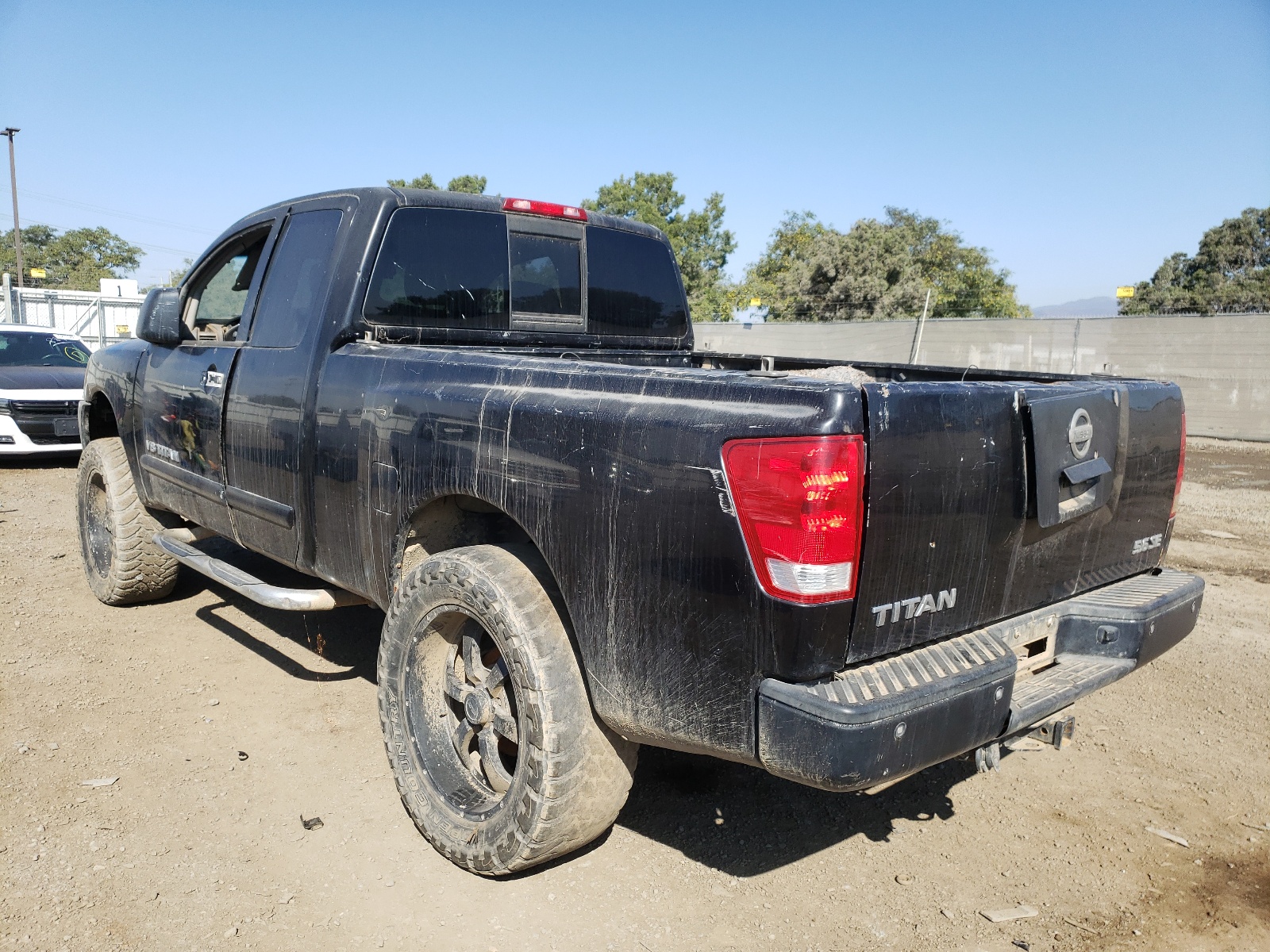 Photo 3 from auction – 2006 NISSAN TITAN XE with VIN 1N6AA06A26N571306