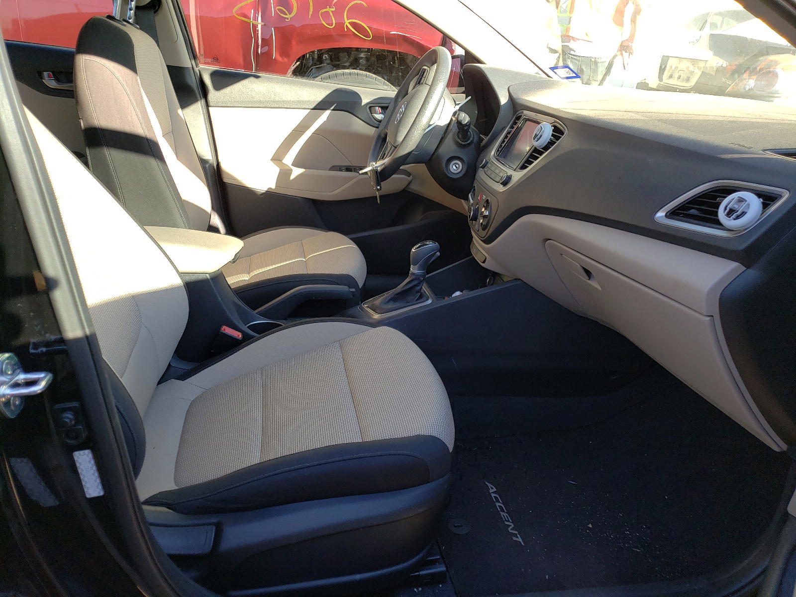 Photo 5 from auction – 2020 HYUNDAI ACCENT SE with VIN 3KPC24A67LE125929