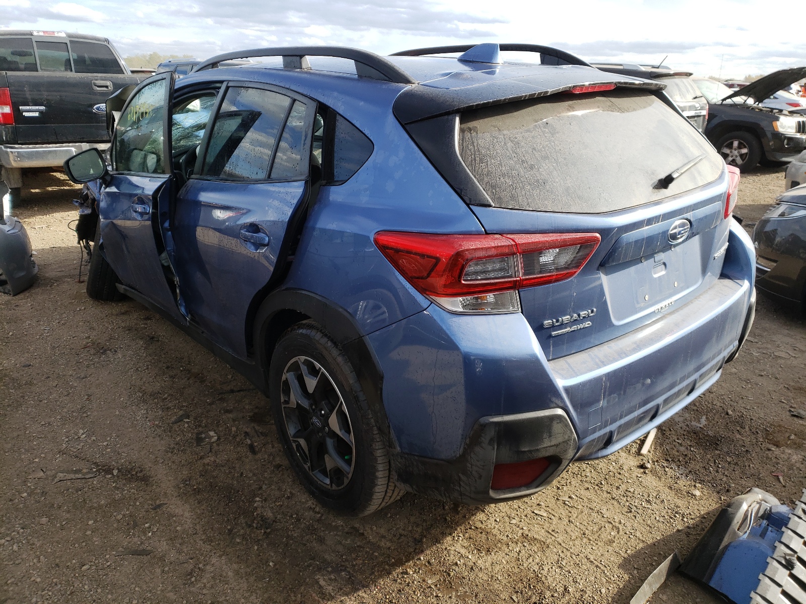 Photo 3 from auction – 2020 SUBARU CROSSTREK with VIN JF2GTAPC4L8233141