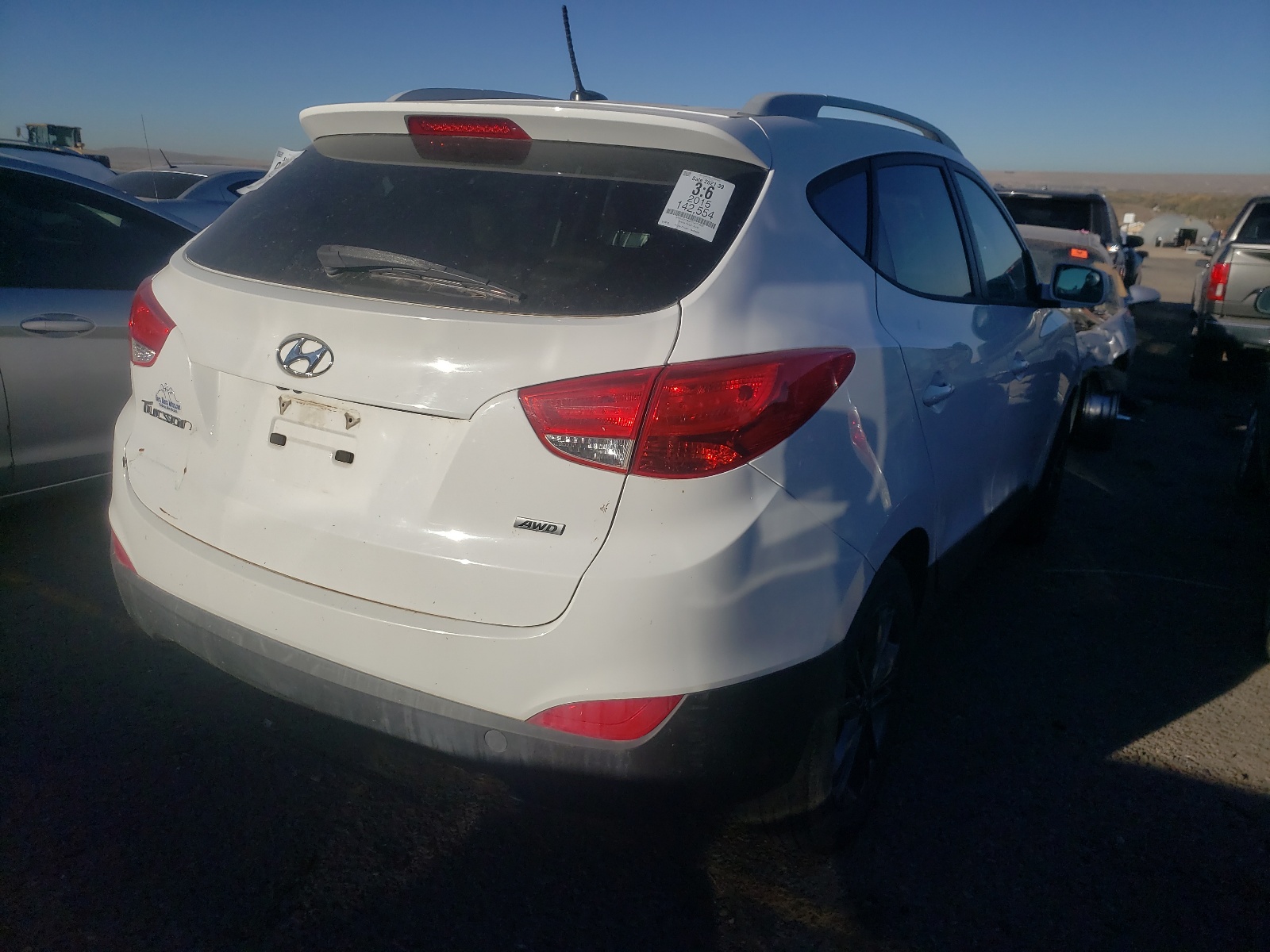 Photo 4 from auction – 2015 HYUNDAI TUCSON LIM with VIN KM8JUCAG7FU077452