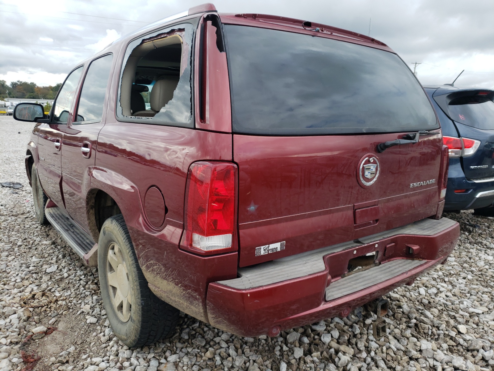 Photo 3 from auction – 2003 CADILLAC ESCALADE L with VIN 1GYEK63N33R212914